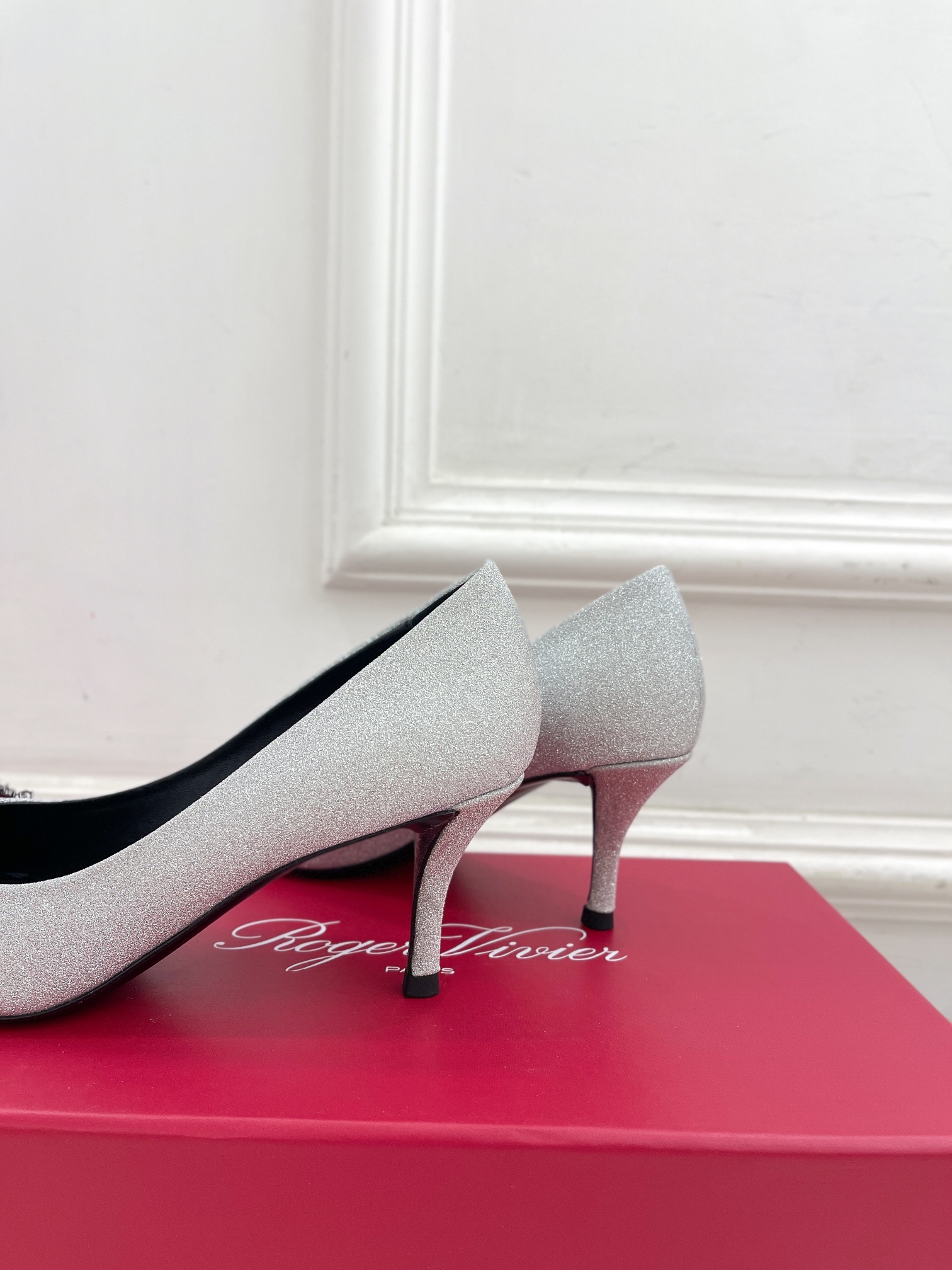 𝐑𝐨𝐠𝐞𝐫 𝐕𝐢𝐯𝐢𝐞r |  25 𝐬𝐬 

❥2025 RV早春新品 Efflorescence花型