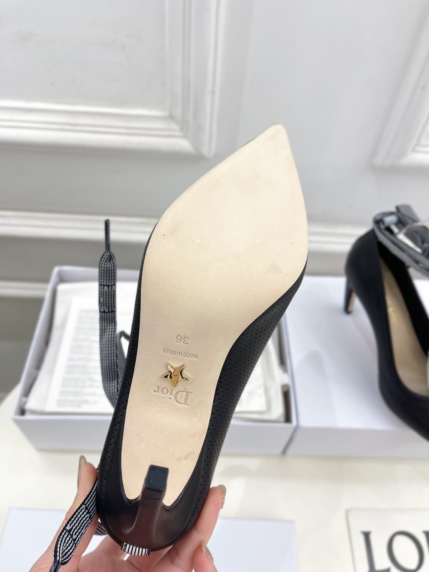 Dior |  迪奥  25𝐬𝐬 

🧡💚2025春夏新品 顶级版本⚠️
专柜主打新款D-lourney