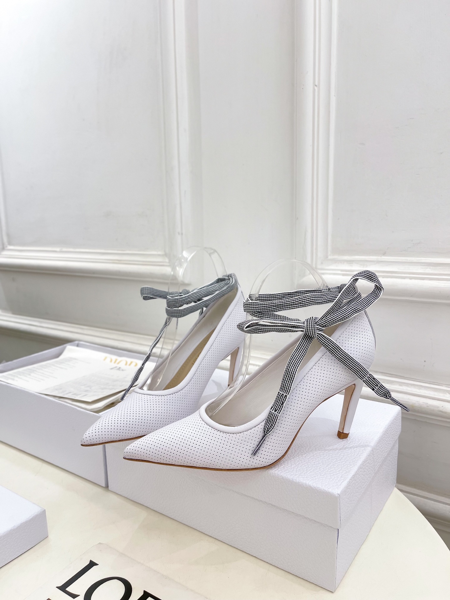 Dior |  迪奥  25𝐬𝐬 

🧡💚2025春夏新品 顶级版本⚠️
专柜主打新款D-lourney