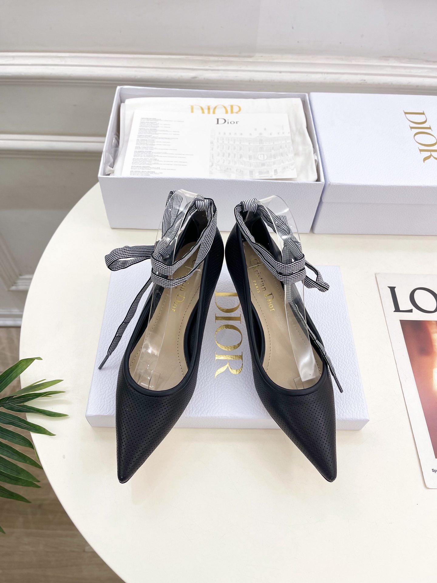 Dior |  迪奥  25𝐬𝐬 

🧡💚2025春夏新品 顶级版本⚠️
专柜主打新款D-lourney