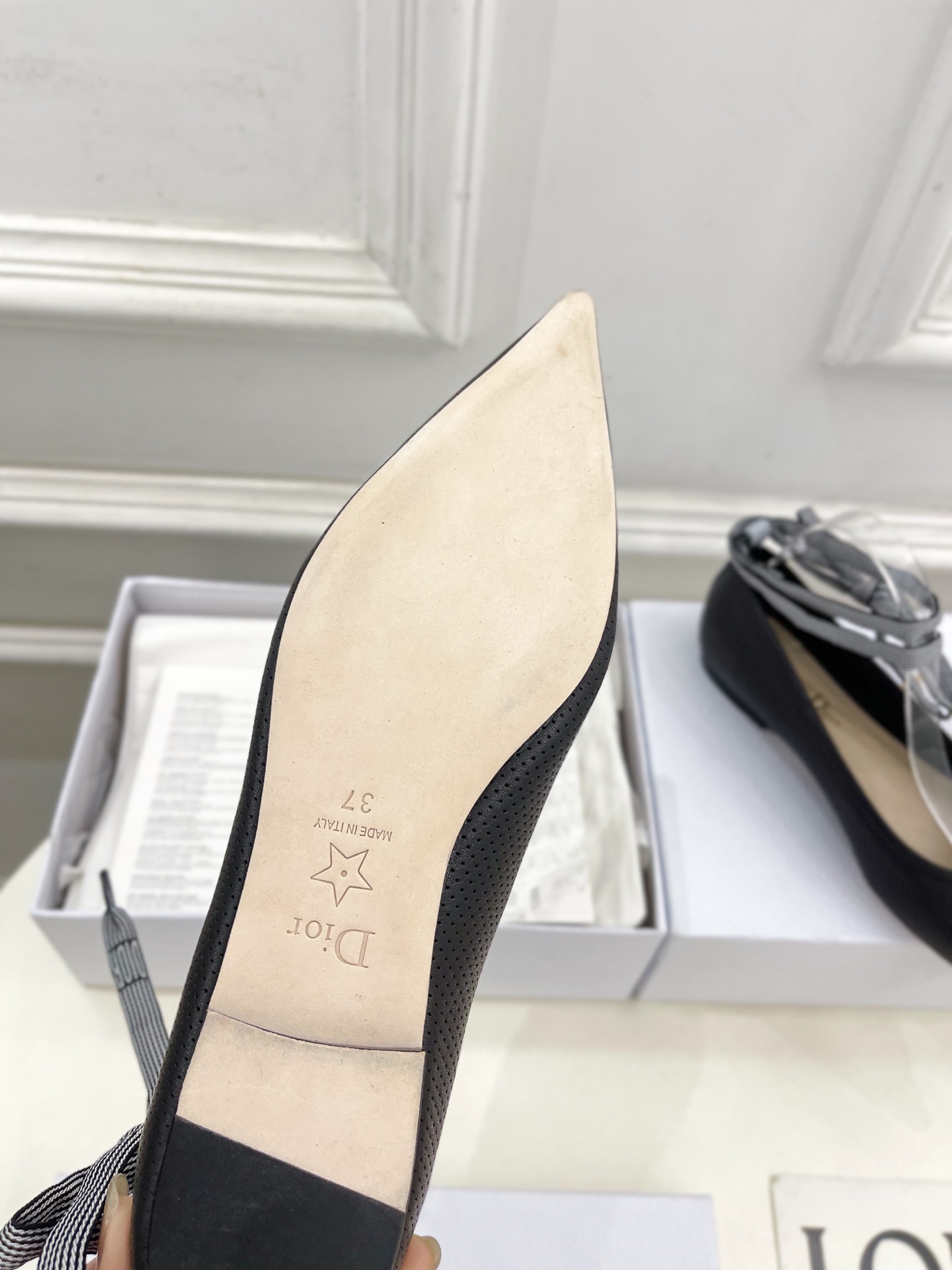 Dior |  迪奥  25𝐬𝐬 

🧡💚2025春夏新品 顶级版本⚠️
专柜主打新款D-lourney