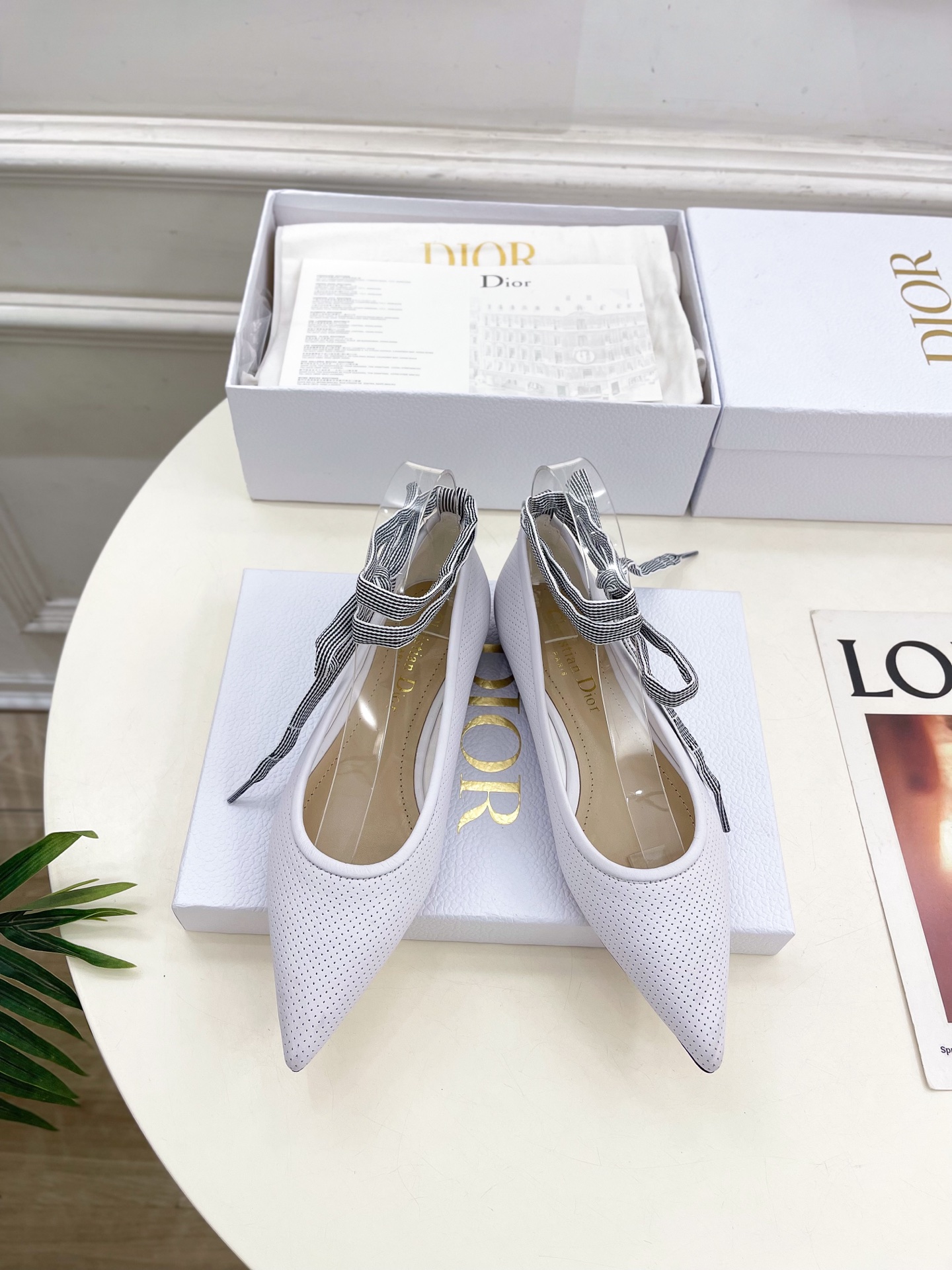 Dior |  迪奥  25𝐬𝐬 

🧡💚2025春夏新品 顶级版本⚠️
专柜主打新款D-lourney