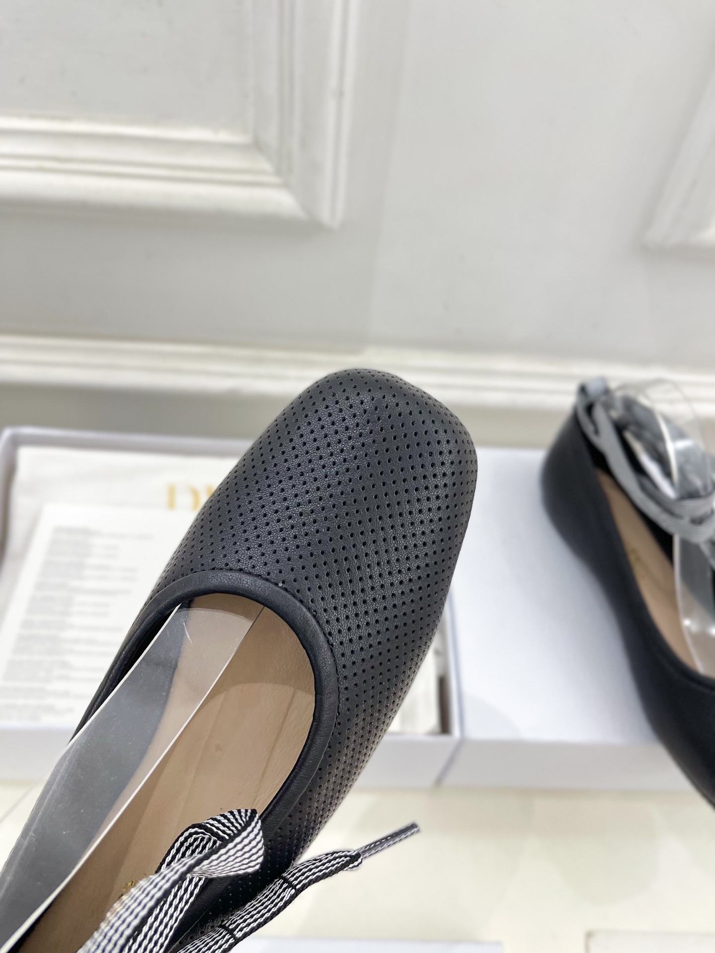 Dior |  迪奥  25𝐬𝐬 

🧡💚2025春夏新品 顶级版本⚠️
专柜主打新款D-journey