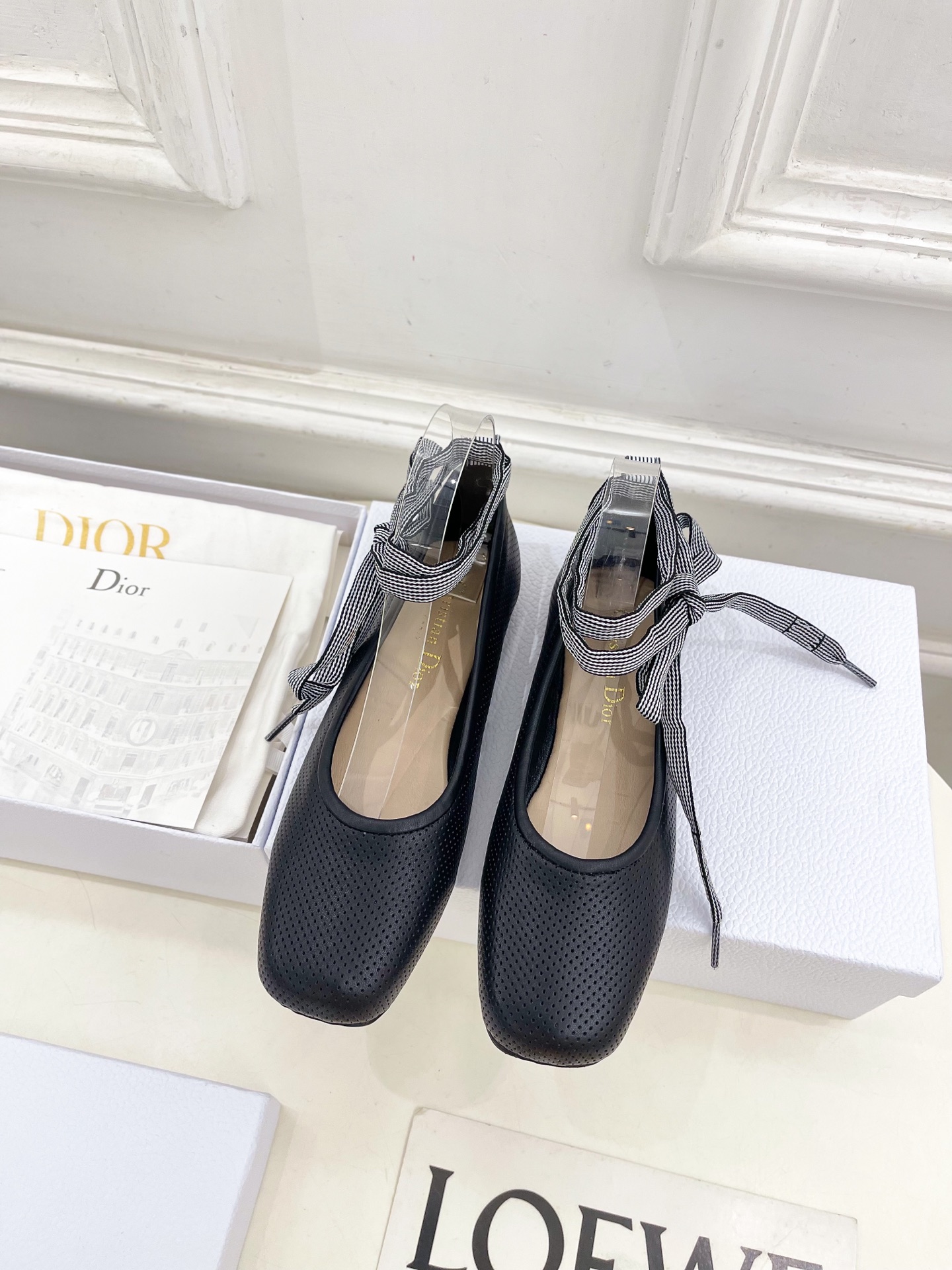 Dior |  迪奥  25𝐬𝐬 

🧡💚2025春夏新品 顶级版本⚠️
专柜主打新款D-journey