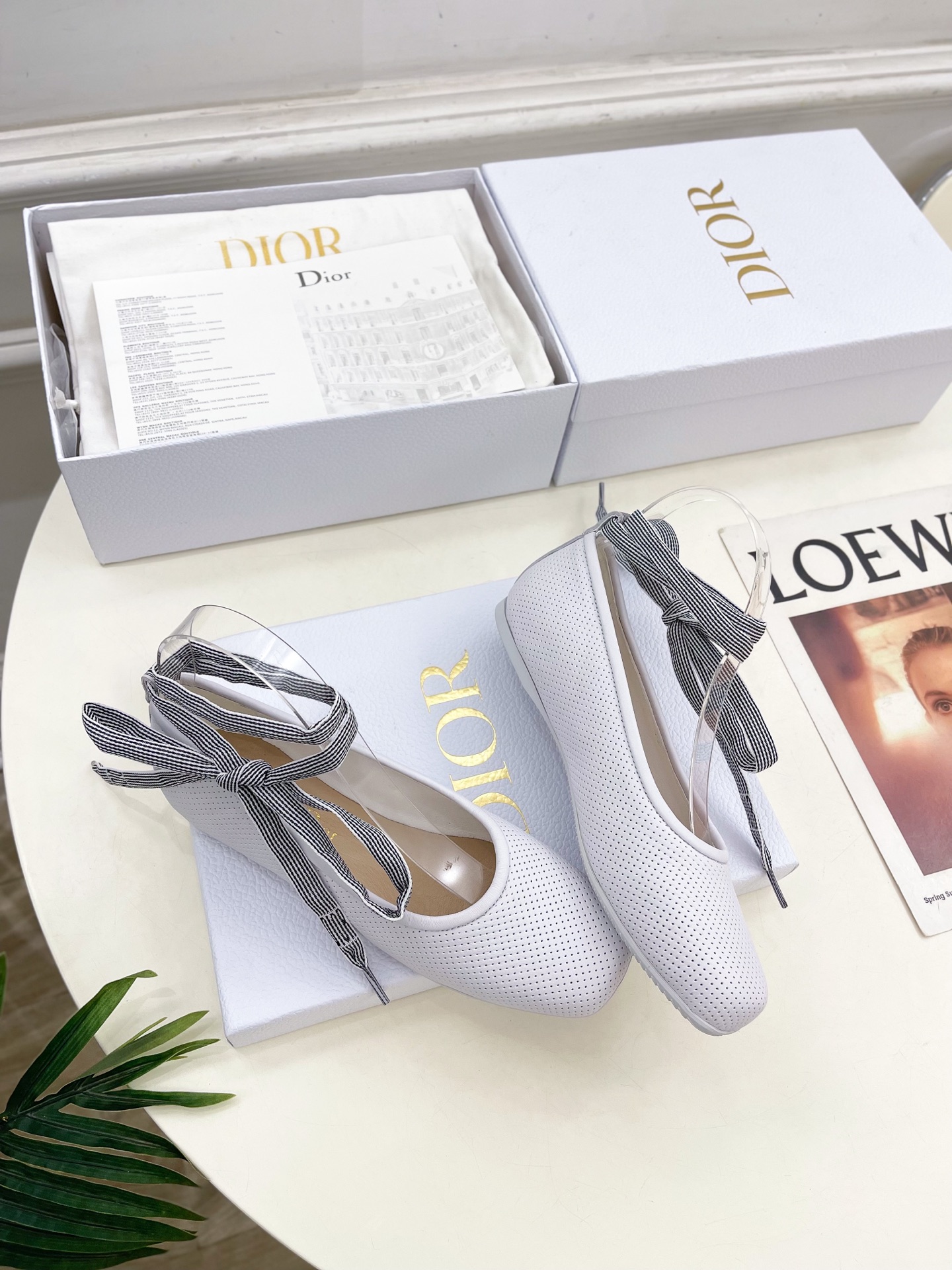 Dior |  迪奥  25𝐬𝐬 

🧡💚2025春夏新品 顶级版本⚠️
专柜主打新款D-journey