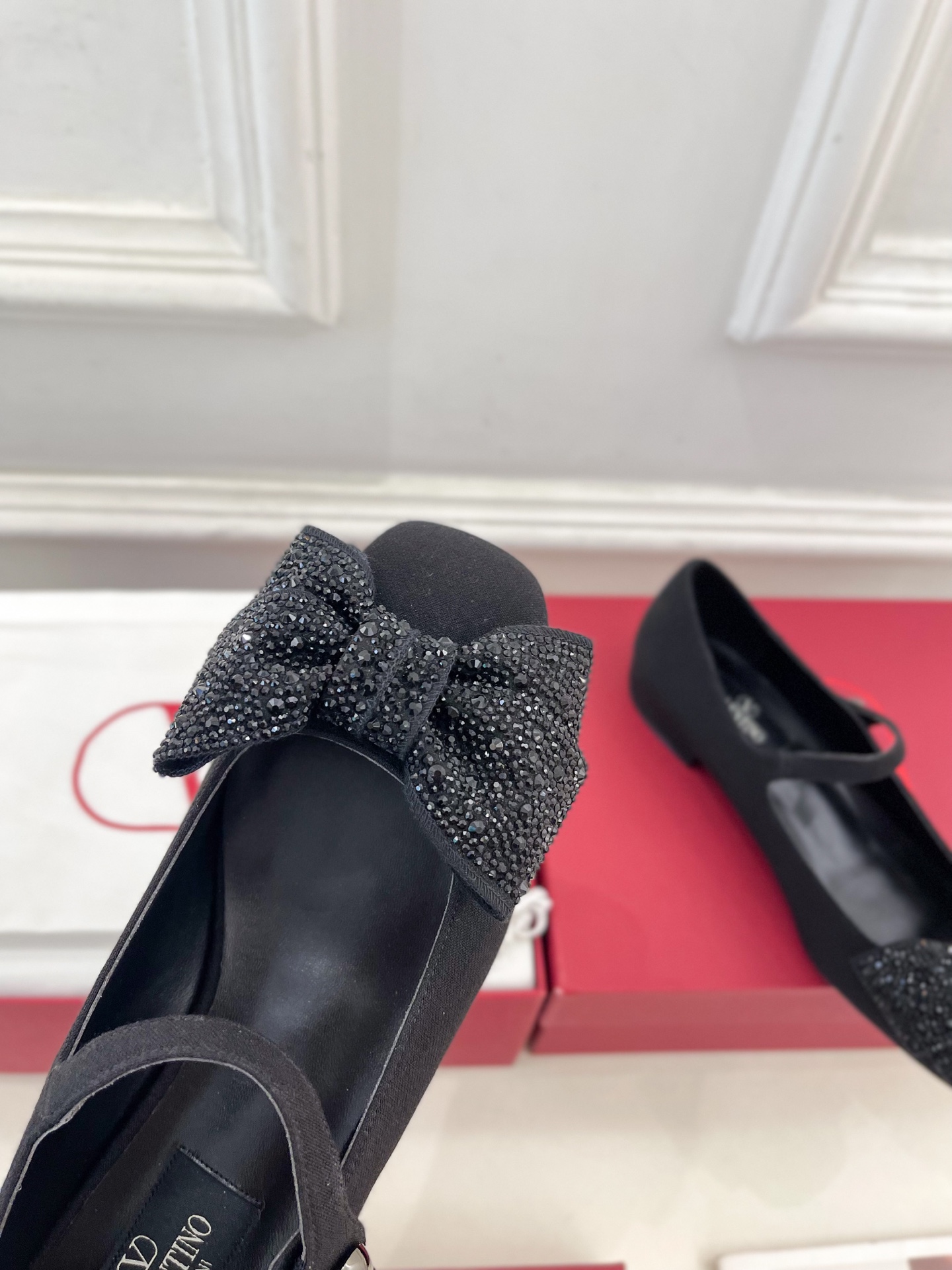 Valentino 华伦天奴 2025ss早春新品 BOWJANE 绉绸玛丽珍芭蕾舞鞋上新☑️
————