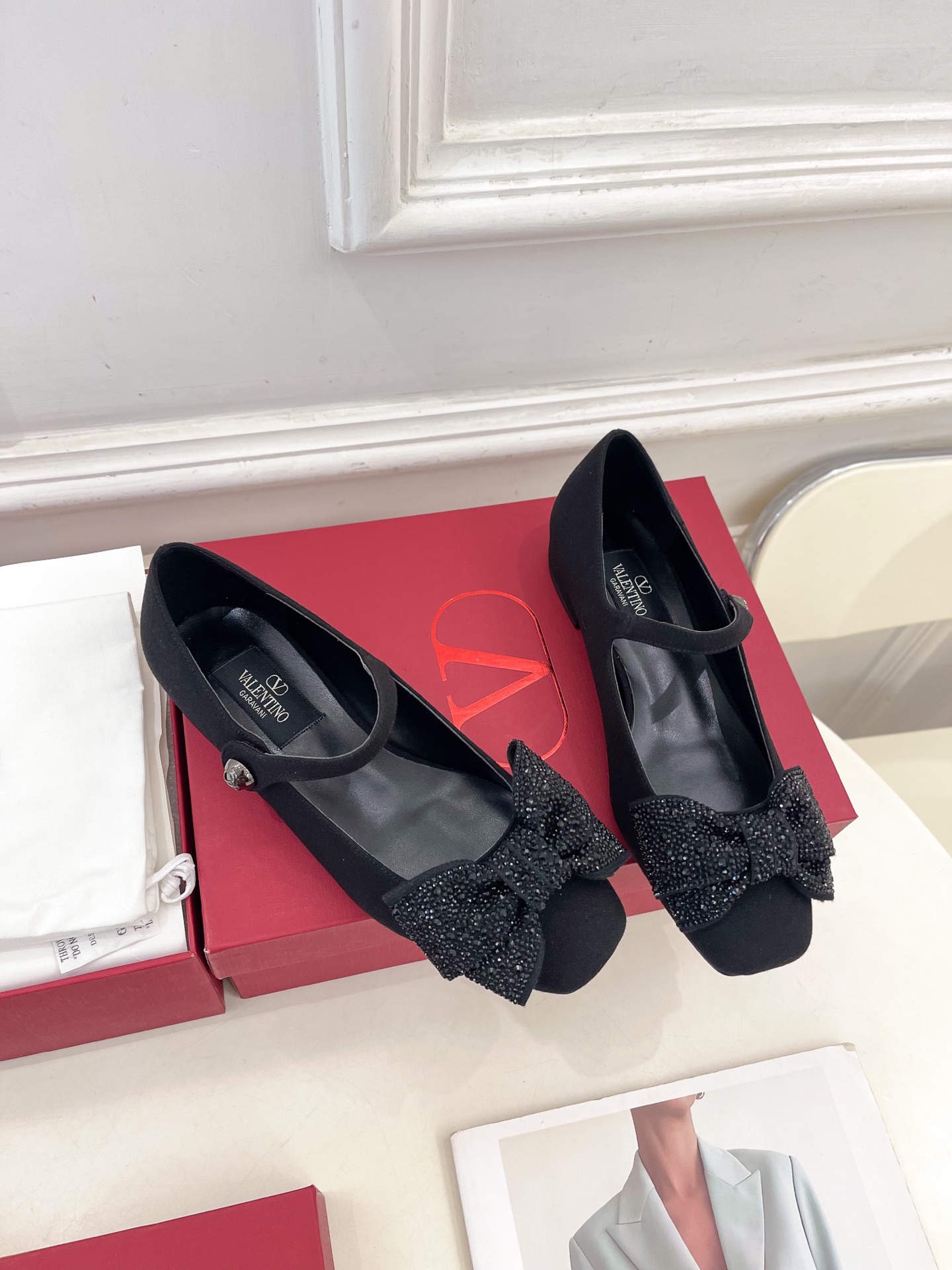 Valentino 华伦天奴 2025ss早春新品 BOWJANE 绉绸玛丽珍芭蕾舞鞋上新☑️
————