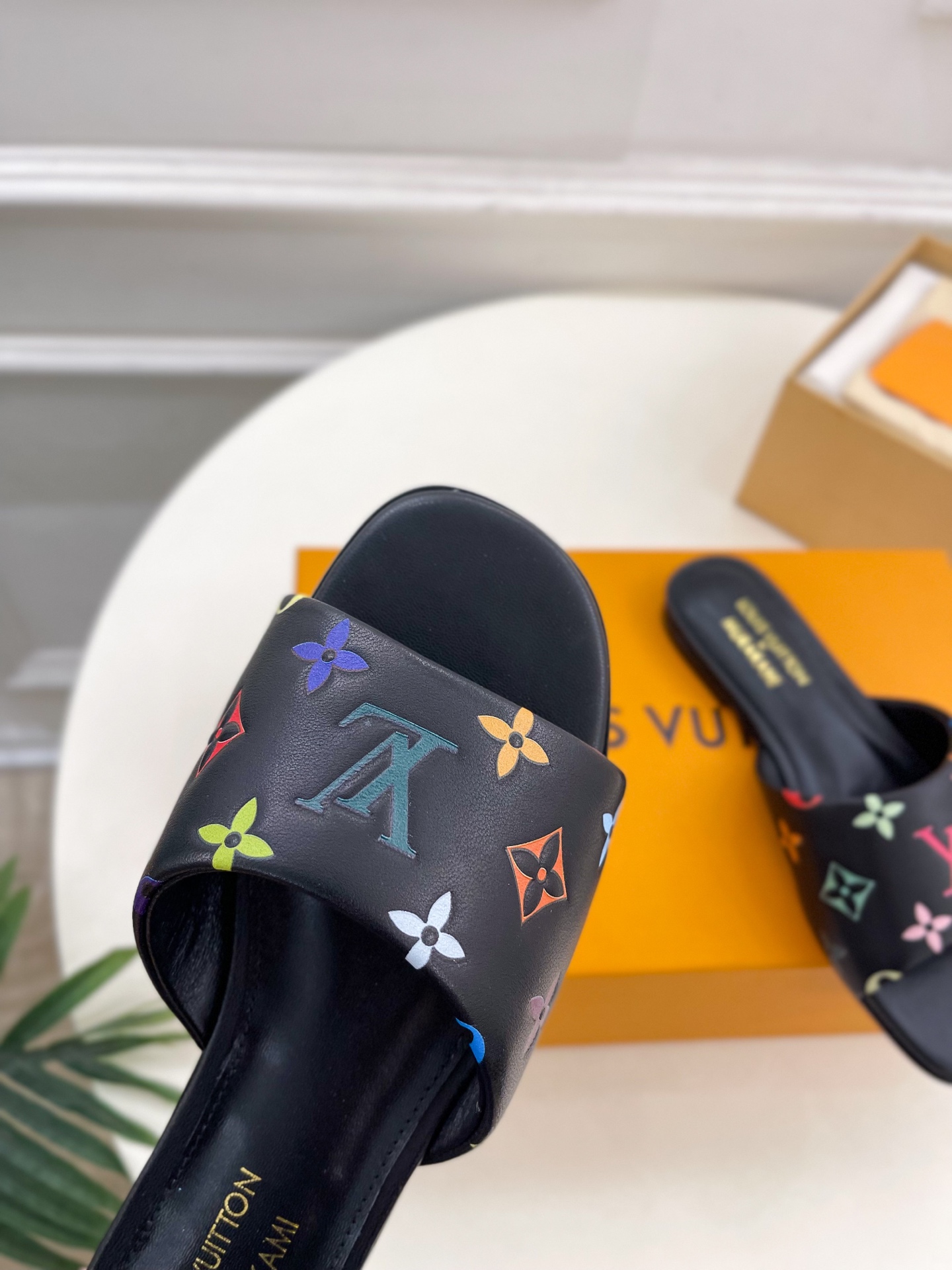 LV  | 路易威登    25𝐬𝐬 

🧡💚2025 早春新款 顶级版本‼️原版一致
专柜主打最新款 