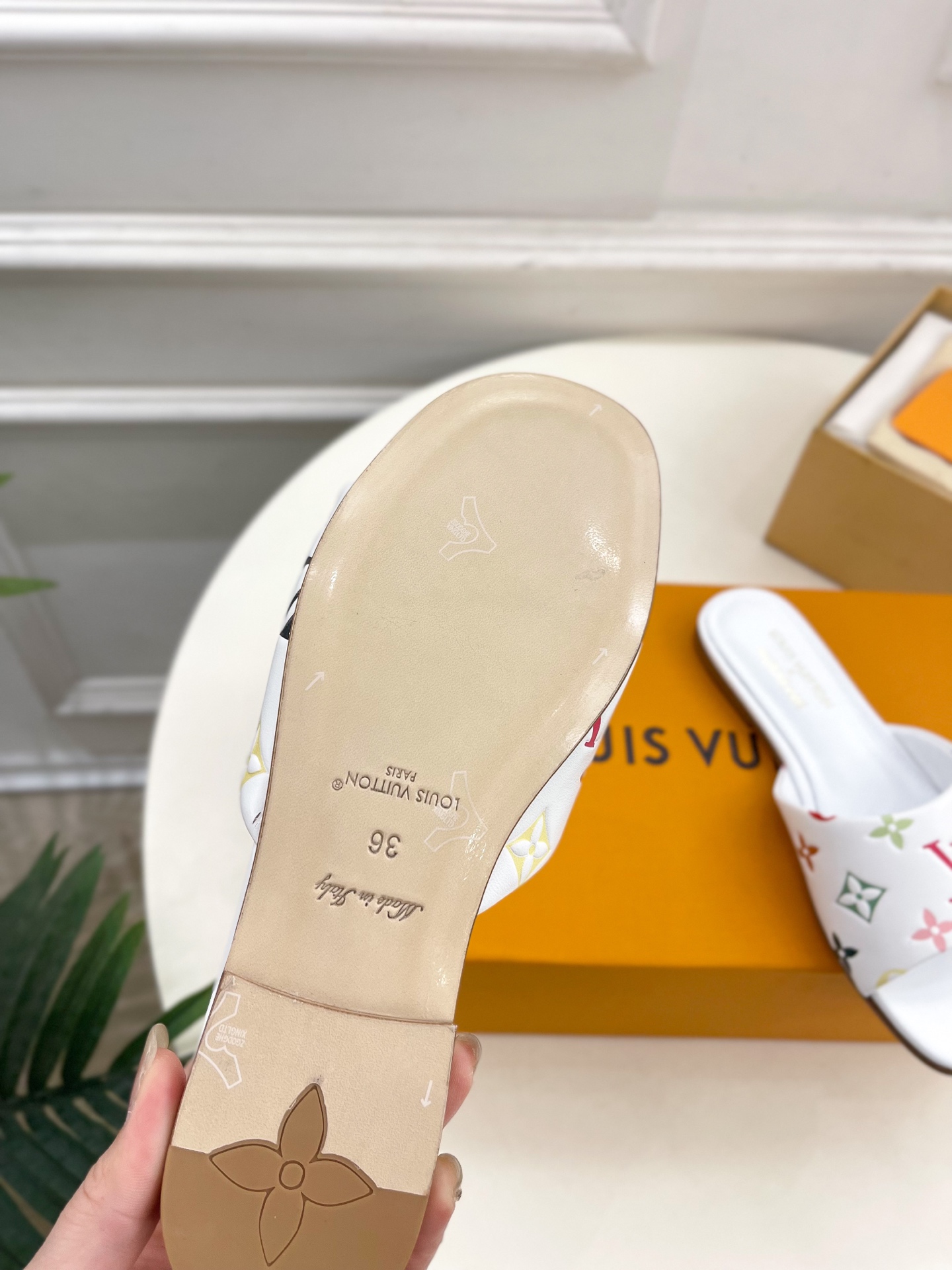 LV  | 路易威登    25𝐬𝐬 

🧡💚2025 早春新款 顶级版本‼️原版一致
专柜主打最新款 