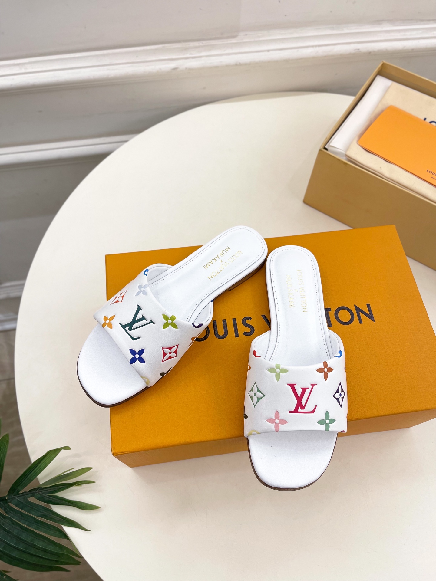 LV  | 路易威登    25𝐬𝐬 

🧡💚2025 早春新款 顶级版本‼️原版一致
专柜主打最新款 