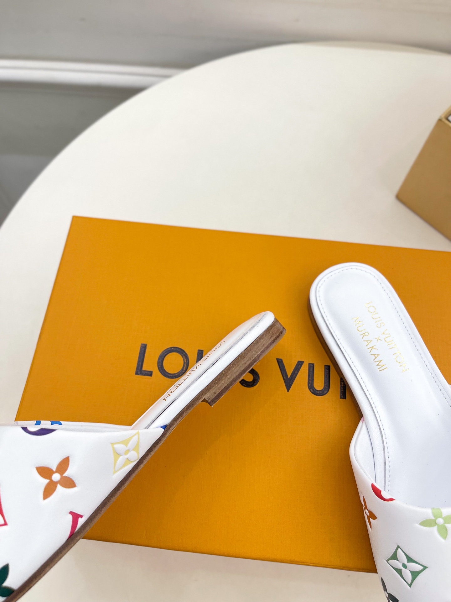 LV  | 路易威登    25𝐬𝐬 

🧡💚2025 早春新款 顶级版本‼️原版一致
专柜主打最新款 