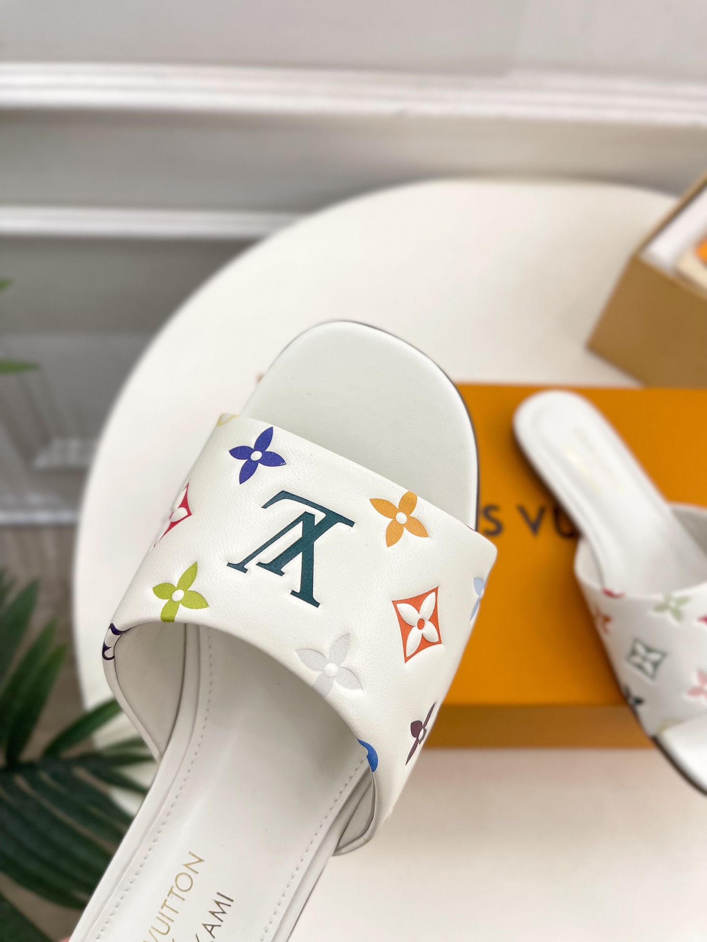 LV  | 路易威登    25𝐬𝐬 

🧡💚2025 早春新款 顶级版本‼️原版一致
专柜主打最新款 