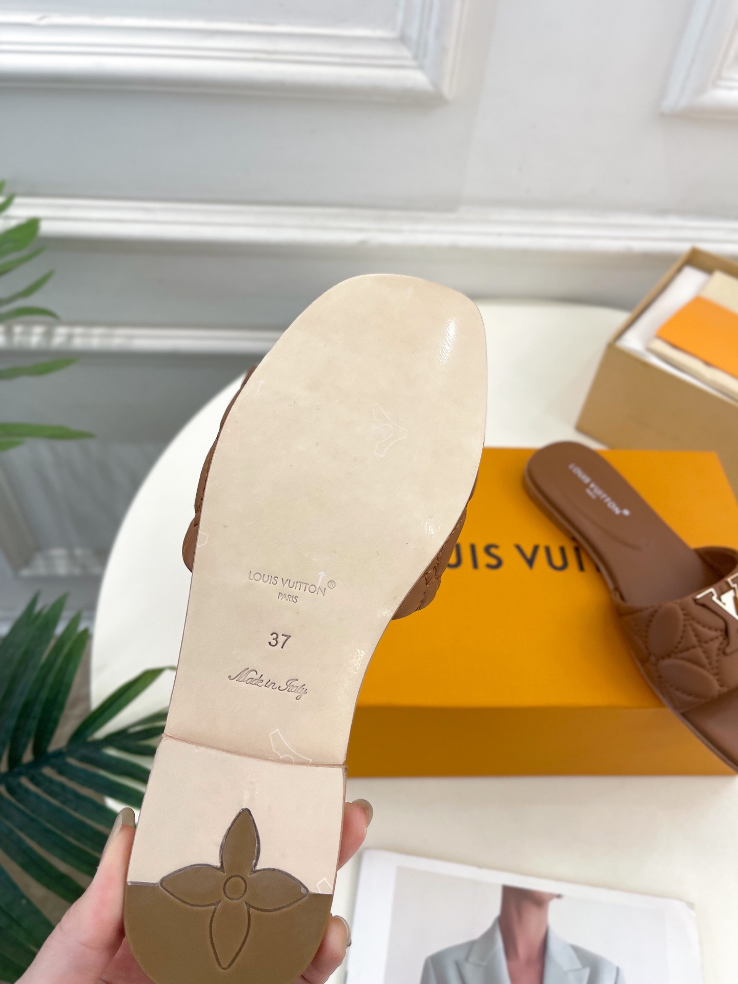 LV | 路易威登 25𝐬𝐬 
🧡💚2025春夏新款 顶级版本‼️原版一致
专柜主打最新款 LV 电绣字