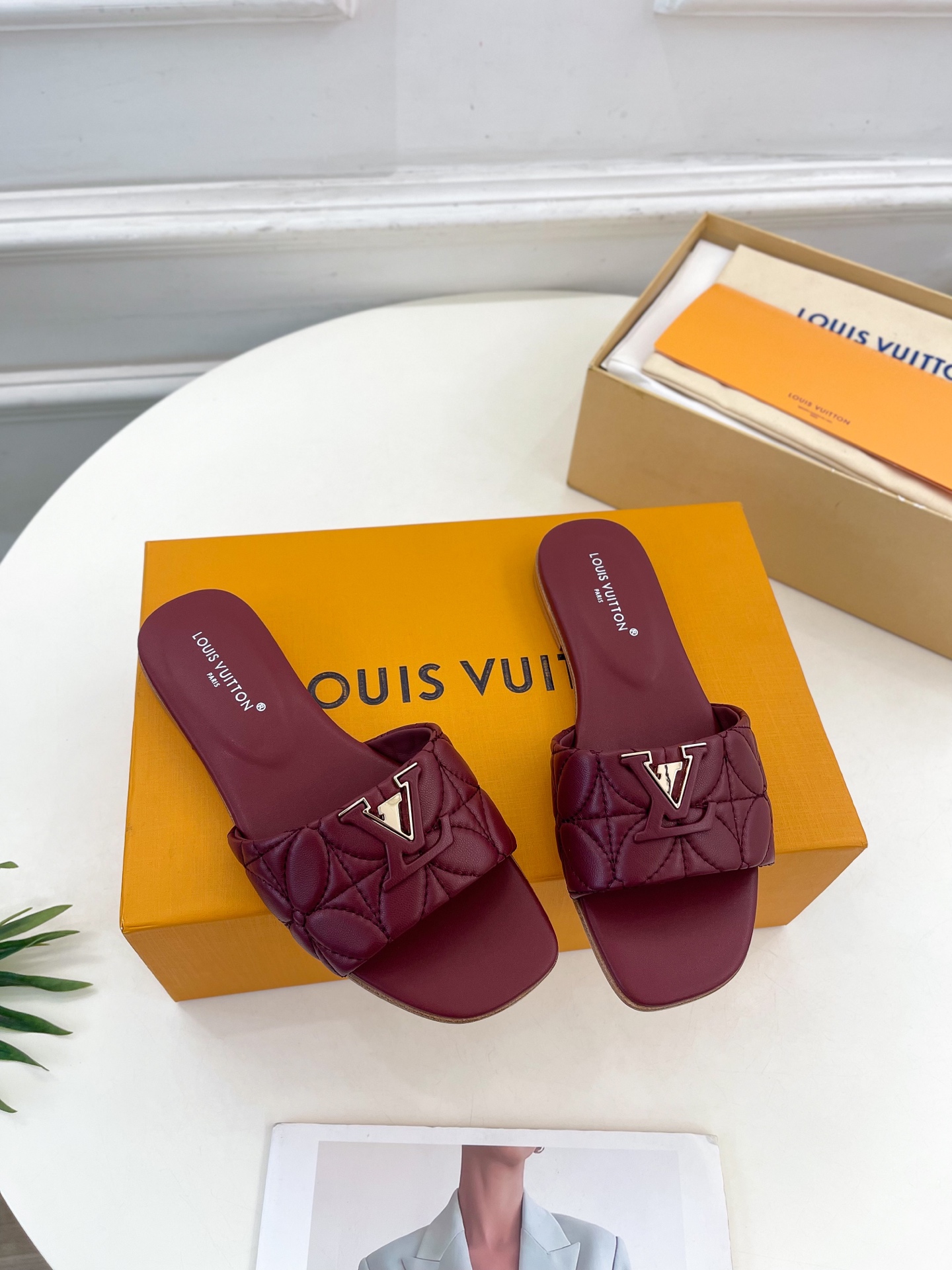 LV | 路易威登 25𝐬𝐬 
🧡💚2025春夏新款 顶级版本‼️原版一致
专柜主打最新款 LV 电绣字