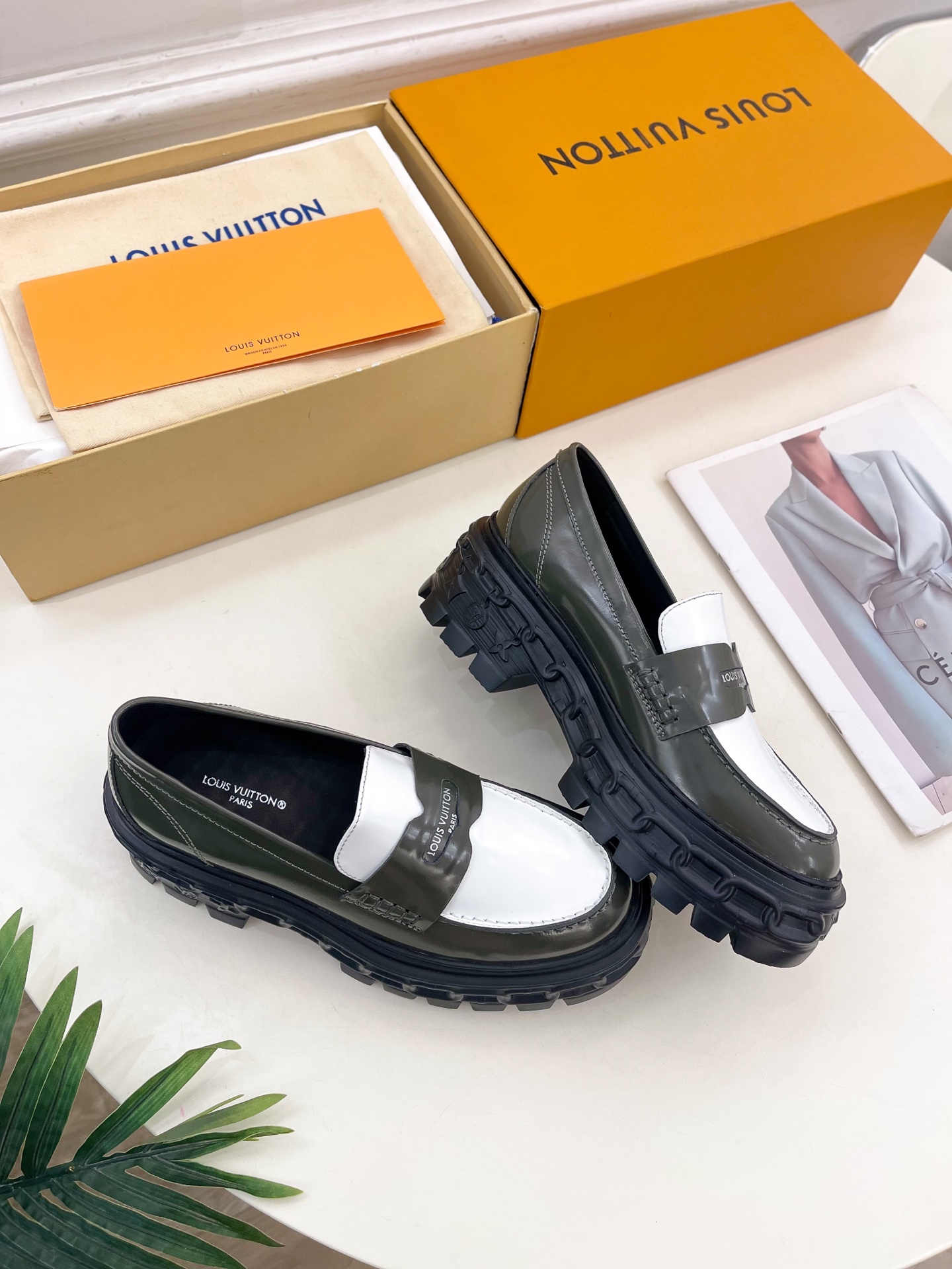LV  | 路易威登    25𝐬𝐬 

🧡💚2025 早春新款 顶级版本‼️原版一致
专柜主打最新款 