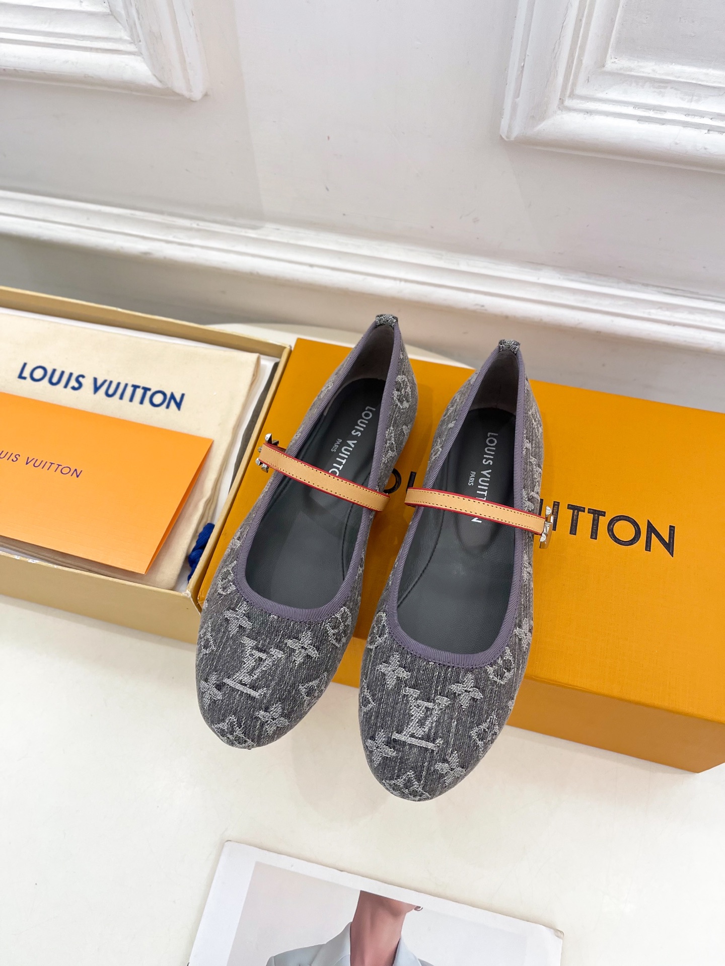 LV  | 路易威登    25𝐬𝐬 

🧡💚2025 春夏新款 顶级版本‼️原版一致
专柜主打最新款 