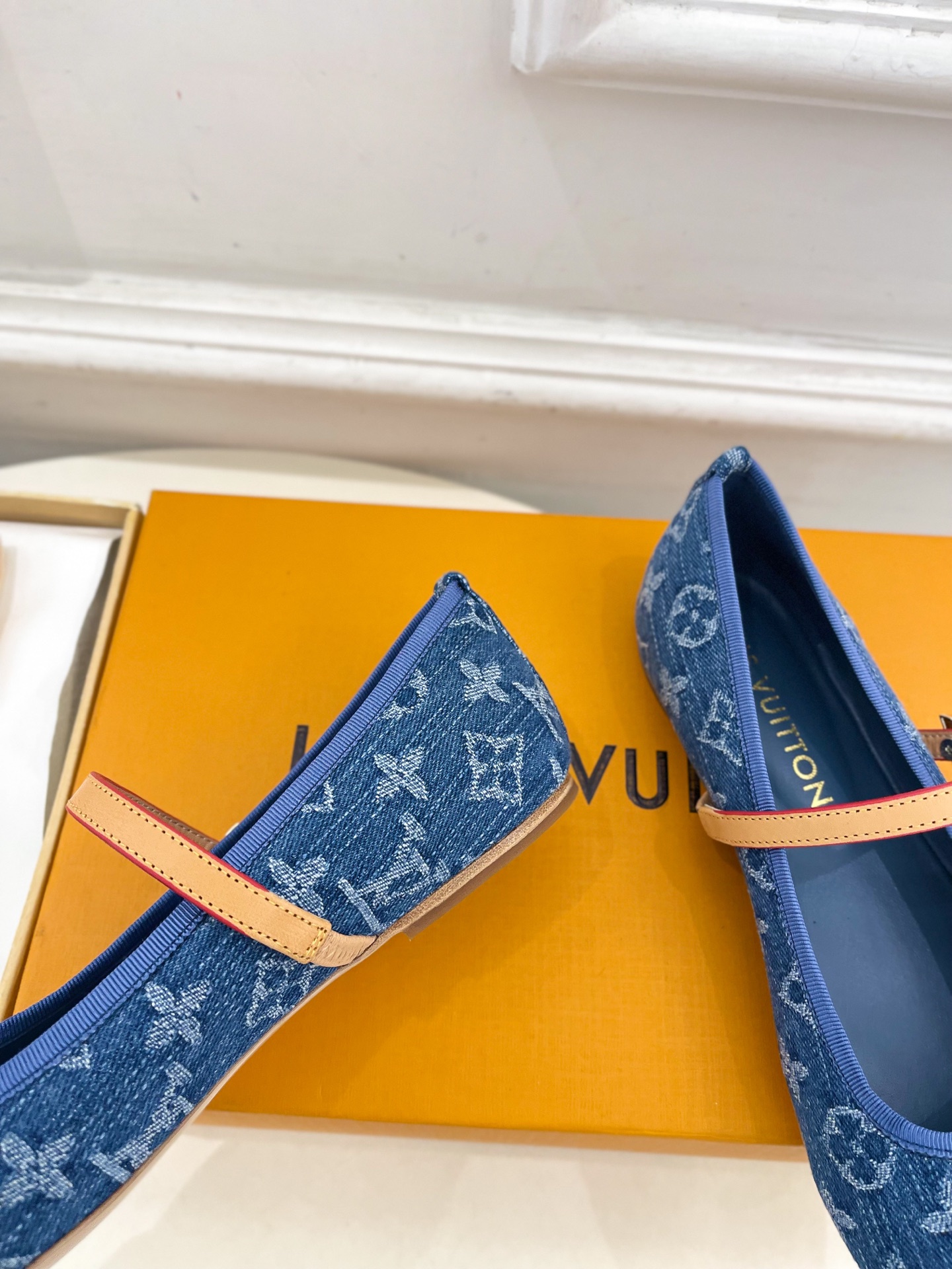 LV  | 路易威登    25𝐬𝐬 

🧡💚2025 春夏新款 顶级版本‼️原版一致
专柜主打最新款 