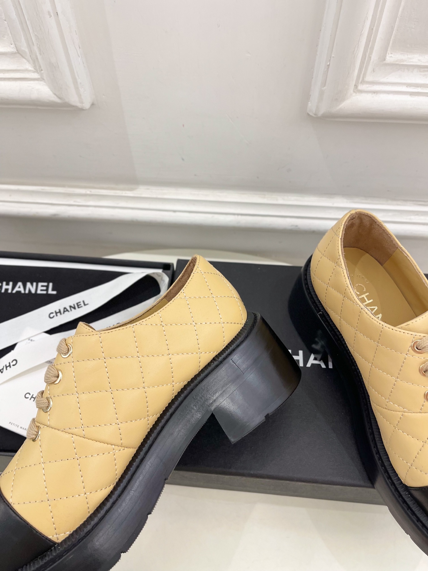 𝐂𝐇𝐀𝐍𝐄𝐋  | 小香  25𝐬𝐬 

🦋2025 春夏新品  专柜经典款 小香双C菱格字母扣中古小皮