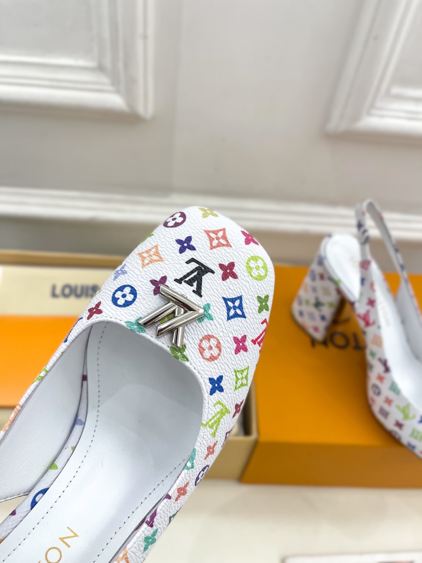 LV | 路易威登 25𝐬𝐬
🧡💚2025 早春新款 顶级版本‼️原版一致
专柜主打最新款