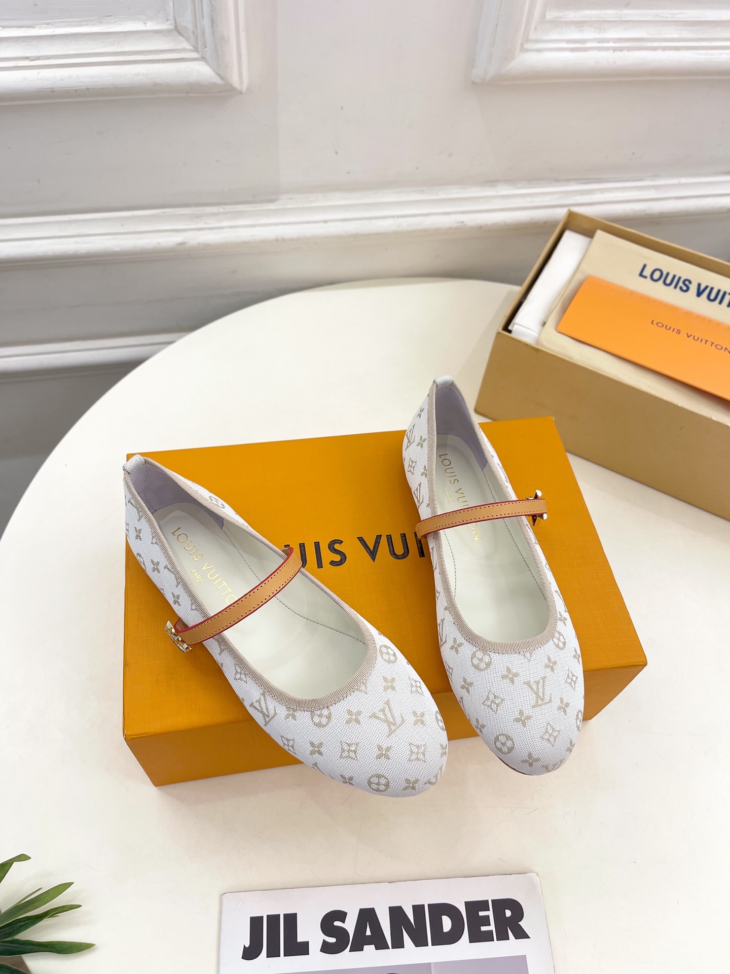 LV  | 路易威登    25𝐬𝐬 

🧡💚2025 春夏新款 顶级版本‼️原版一致
专柜主打最新款 