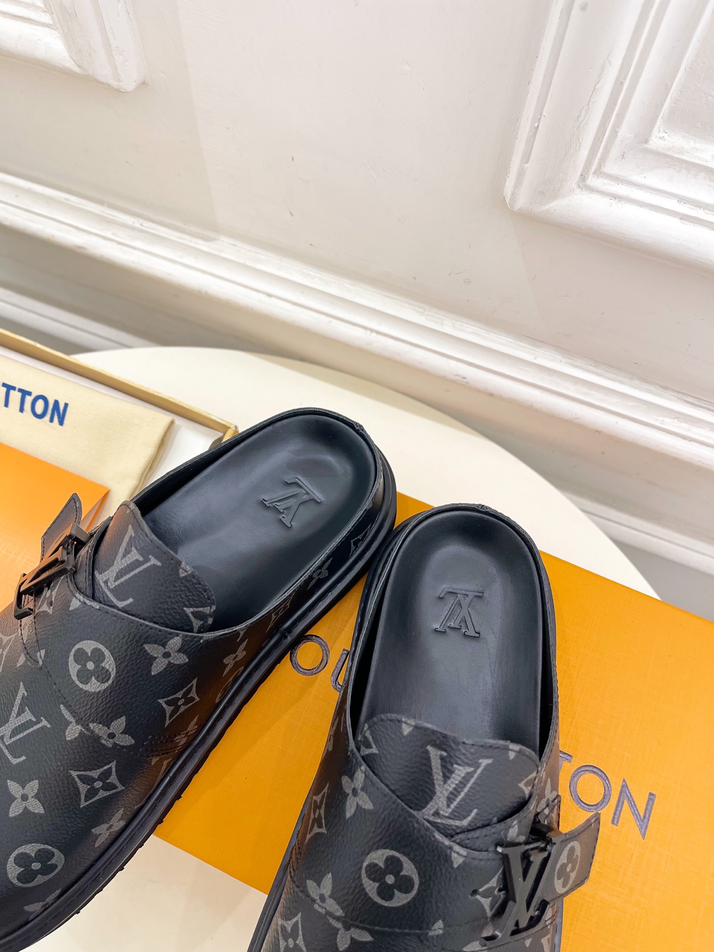LV  | 路易威登  25𝐬𝐬 

🧡💚2025 早春新款 顶级版本⚠️
专柜主打最新款 COSY C