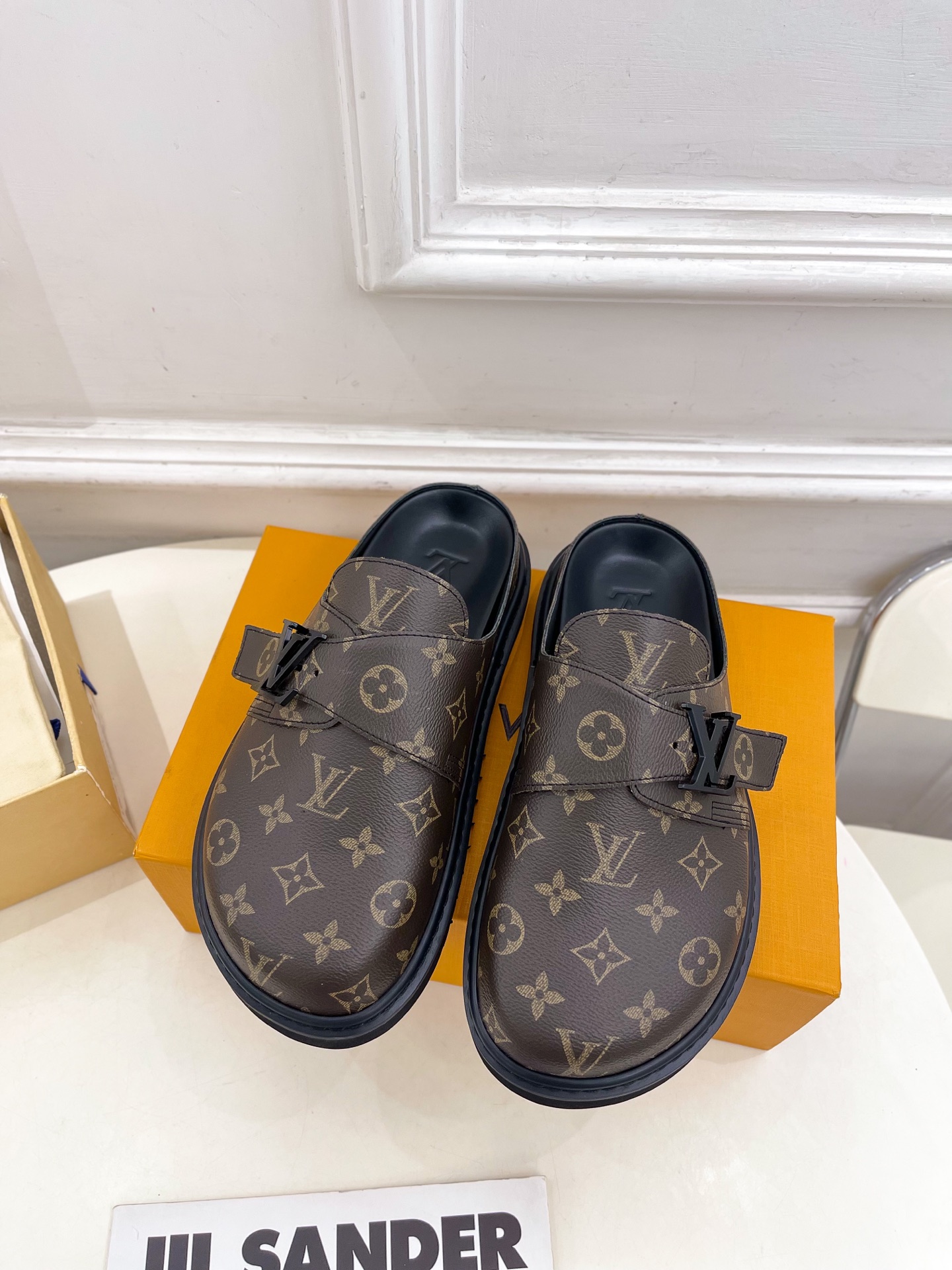 LV  | 路易威登  25𝐬𝐬 

🧡💚2025 早春新款 顶级版本⚠️
专柜主打最新款 COSY C