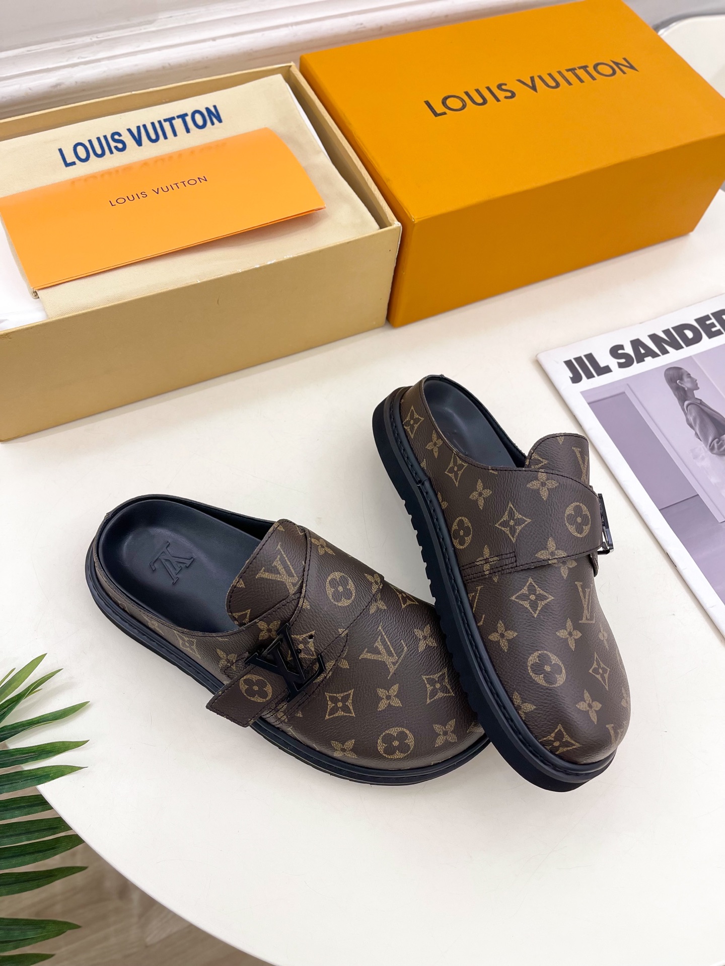 LV  | 路易威登  25𝐬𝐬 

🧡💚2025 早春新款 顶级版本⚠️
专柜主打最新款 COSY C