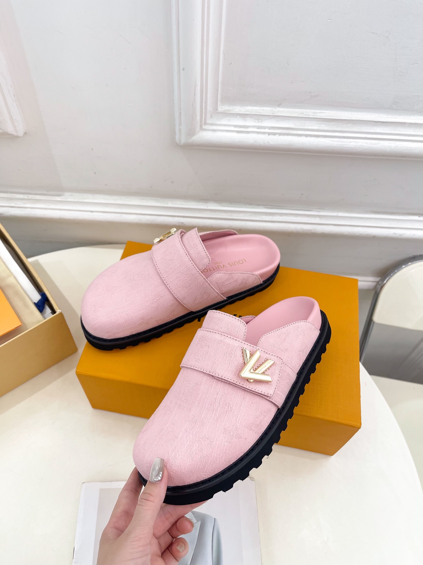 LV  | 路易威登  25𝐬𝐬 

🧡💚2025 早春新款 顶级版本⚠️
专柜主打最新款 COSY C