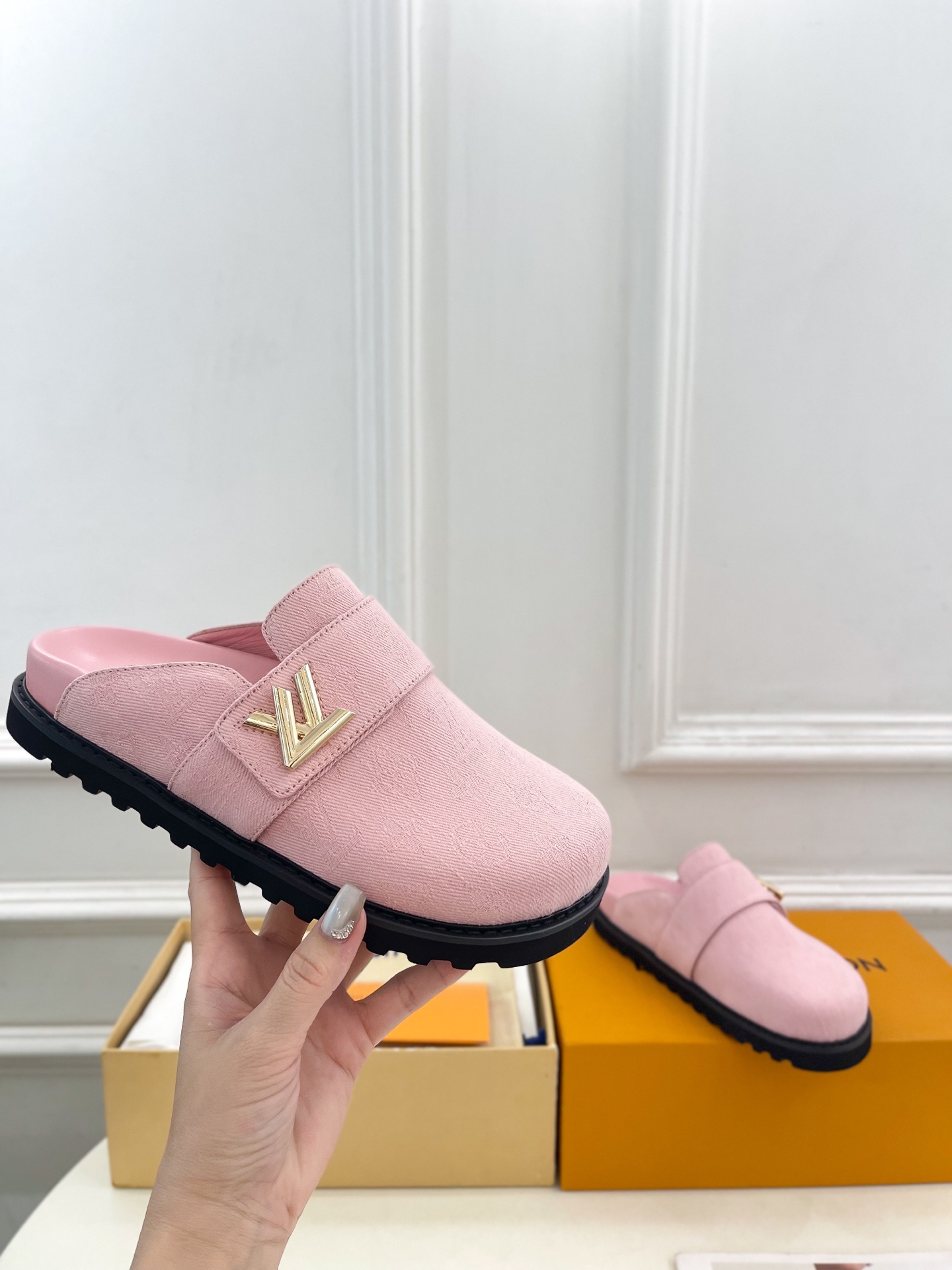LV  | 路易威登  25𝐬𝐬 

🧡💚2025 早春新款 顶级版本⚠️
专柜主打最新款 COSY C