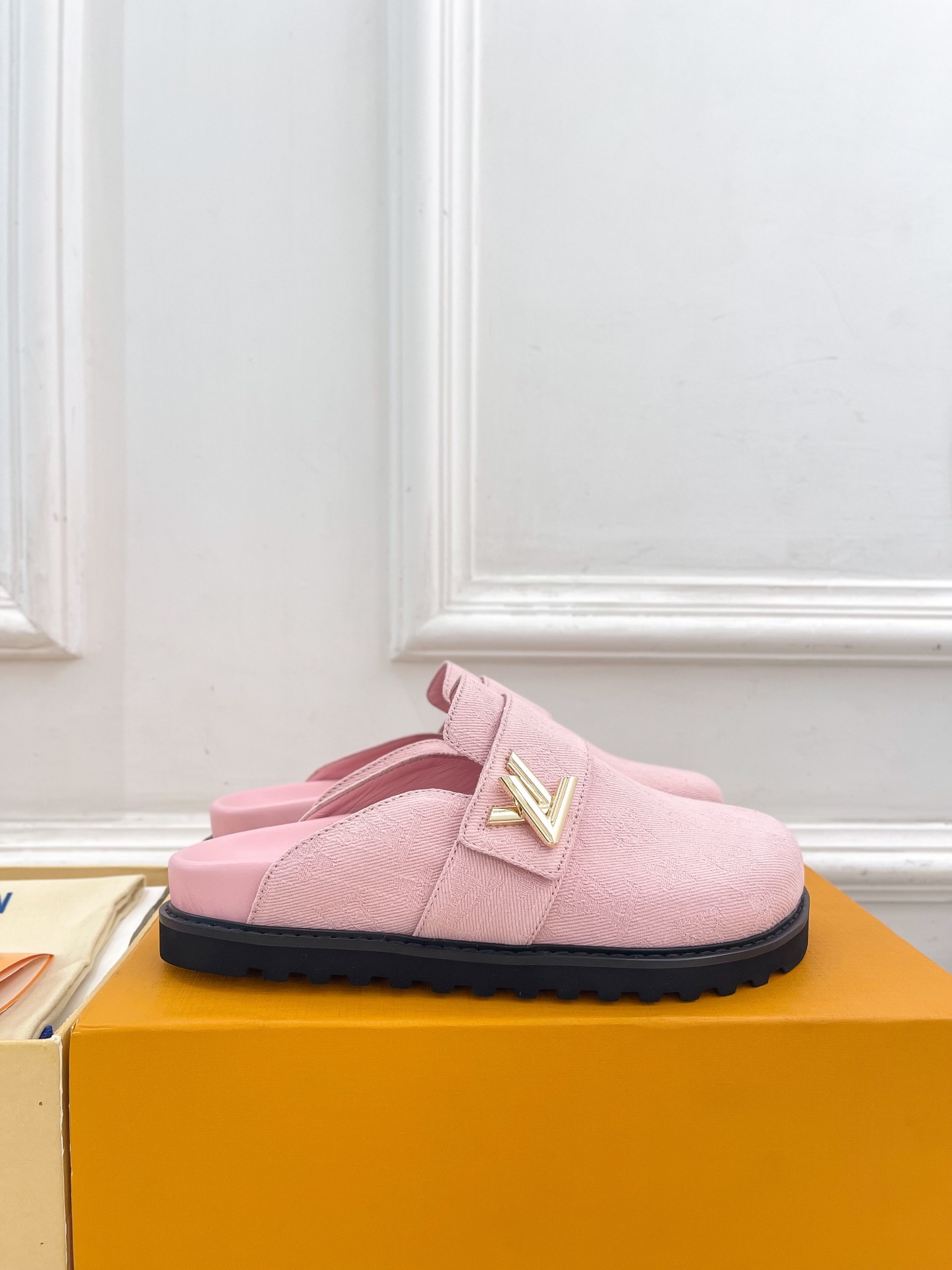 LV  | 路易威登  25𝐬𝐬 

🧡💚2025 早春新款 顶级版本⚠️
专柜主打最新款 COSY C