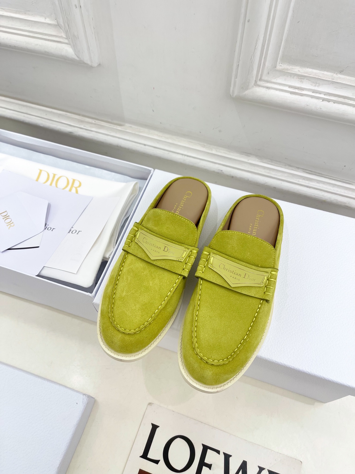 Dior |  迪奥  25𝐬𝐬 

🧡💚2025早春新品 顶级版本⚠️
专柜主打新款Dior Boy穆