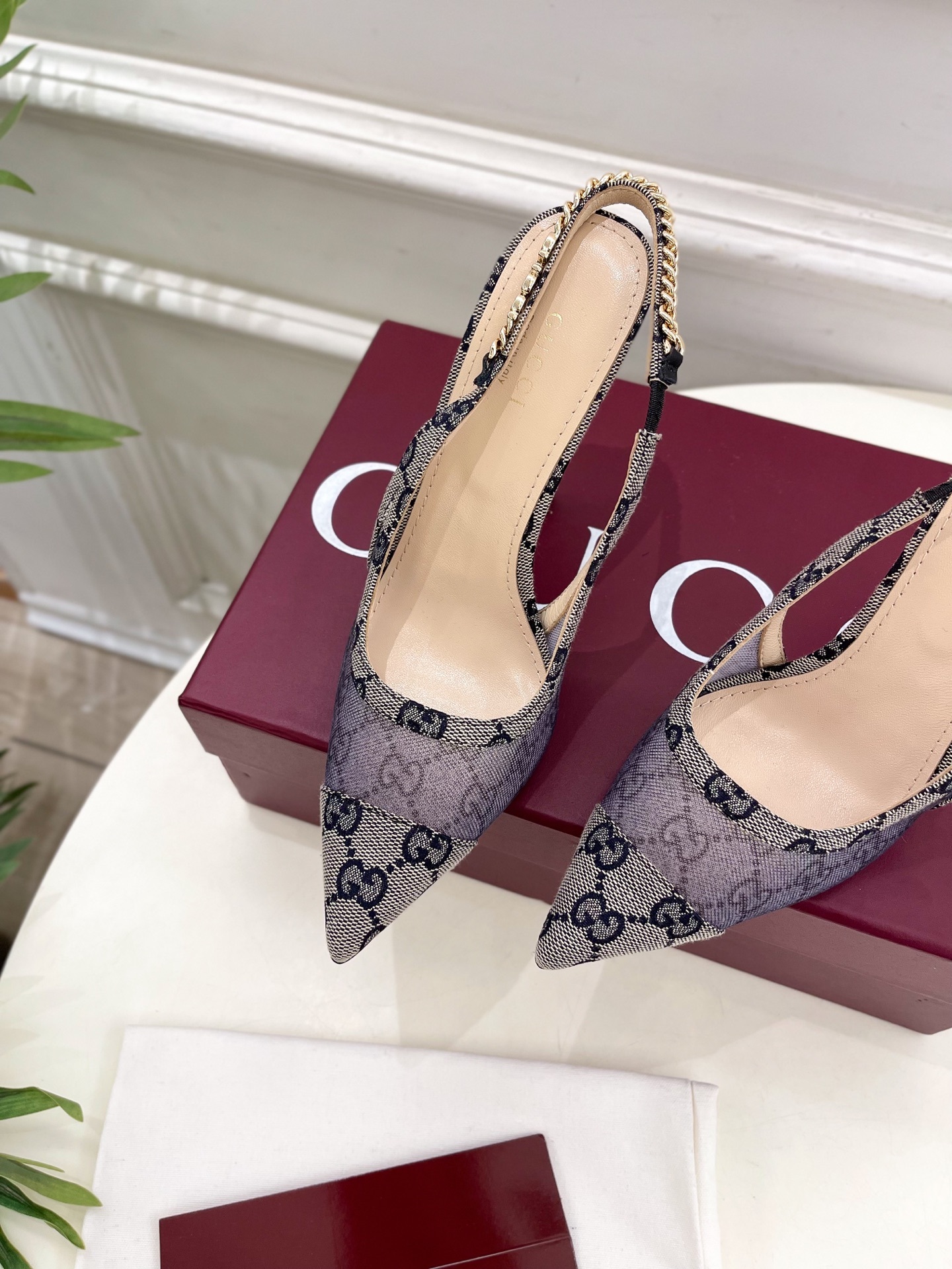 Gucci | 古驰 25𝐬𝐬
⭐️ G家 主打系列终于面世,狠货值得期待!原有的经典 创造新