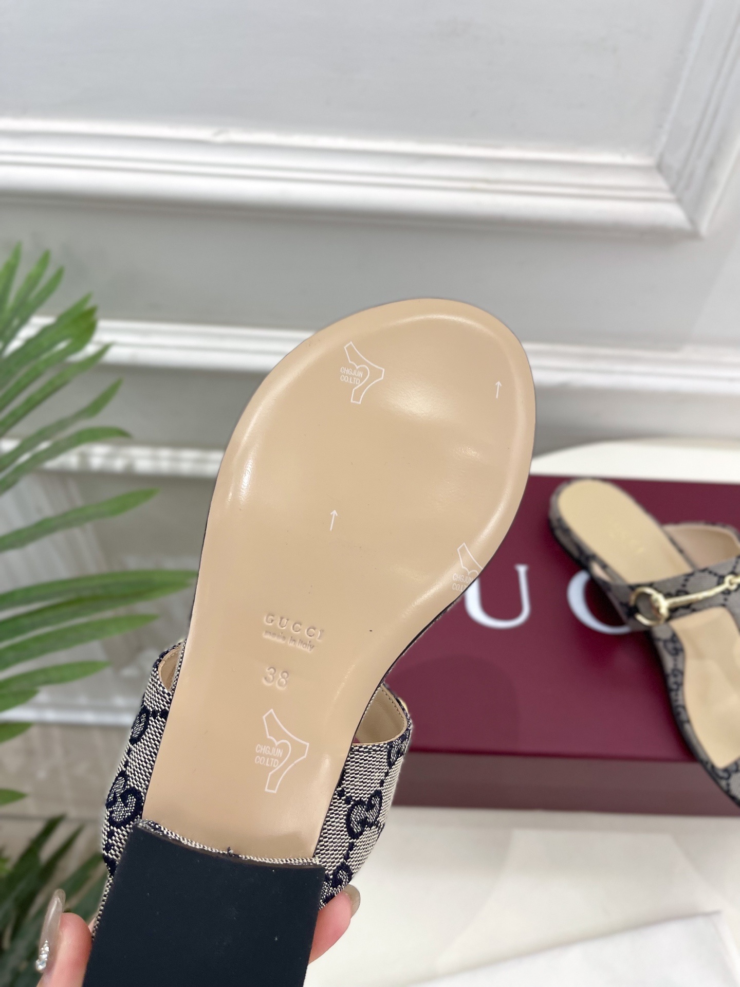 Gucci | 古驰 25𝐬𝐬
⭐️ G家 主打系列终于面世,狠货值得期待!原有的经典 创造新