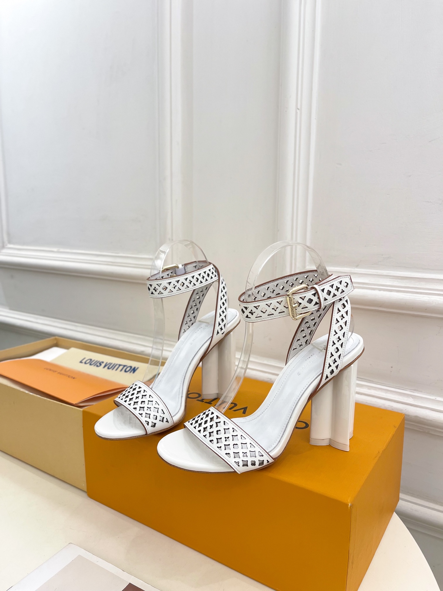 LV  | 路易威登  25𝐬𝐬 

🧡💚2025春夏新品   顶级版本‼️原版一致
专柜主打最新款♣️