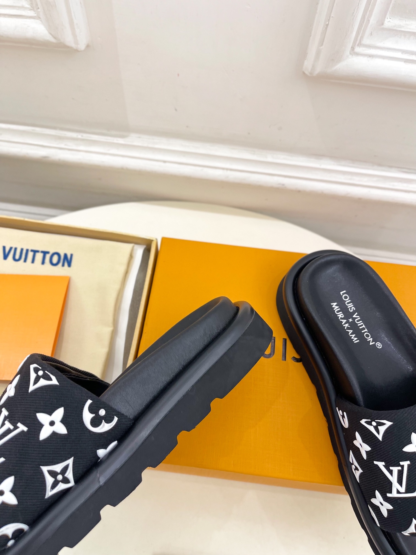 LV  | 路易威登   25𝐬𝐬 

🧡💚2025春夏新品   顶级版本⚠️
专柜主打最新款 压花休闲