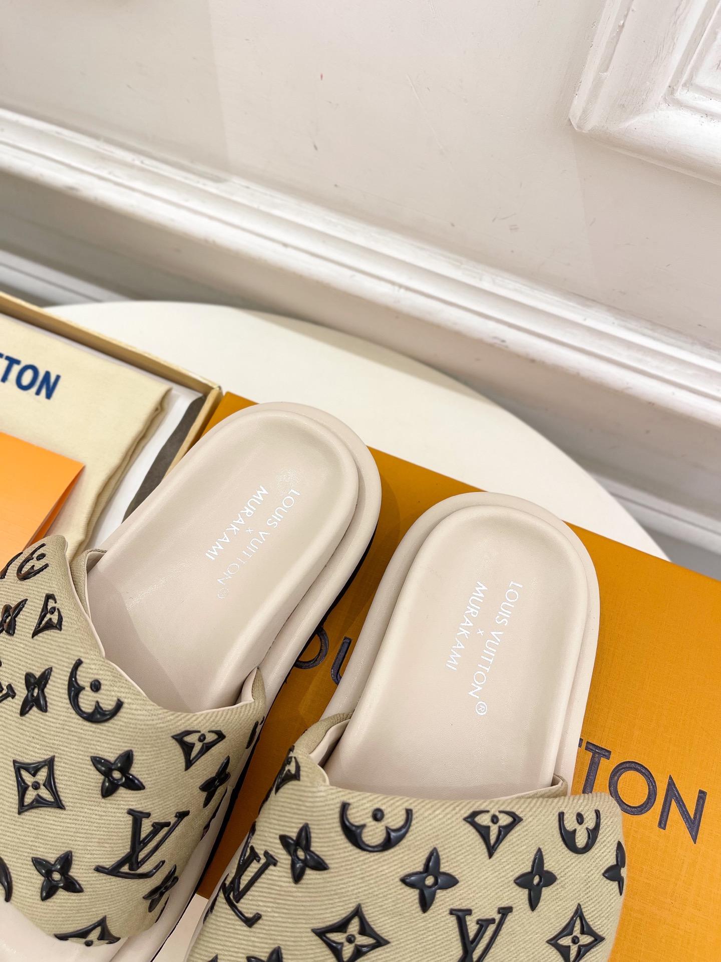 LV  | 路易威登   25𝐬𝐬 

🧡💚2025春夏新品   顶级版本⚠️
专柜主打最新款 压花休闲