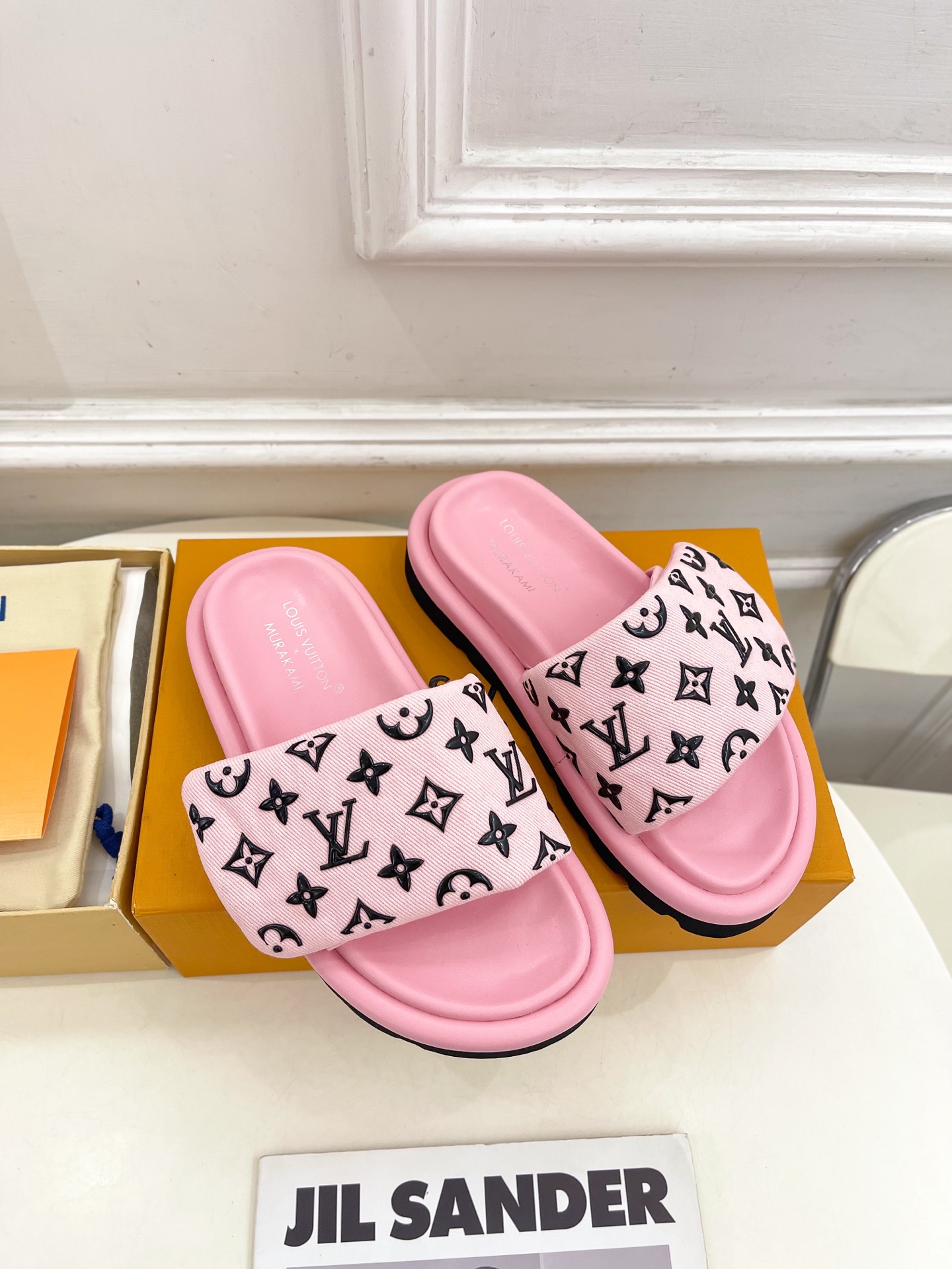 LV  | 路易威登   25𝐬𝐬 

🧡💚2025春夏新品   顶级版本⚠️
专柜主打最新款 压花休闲