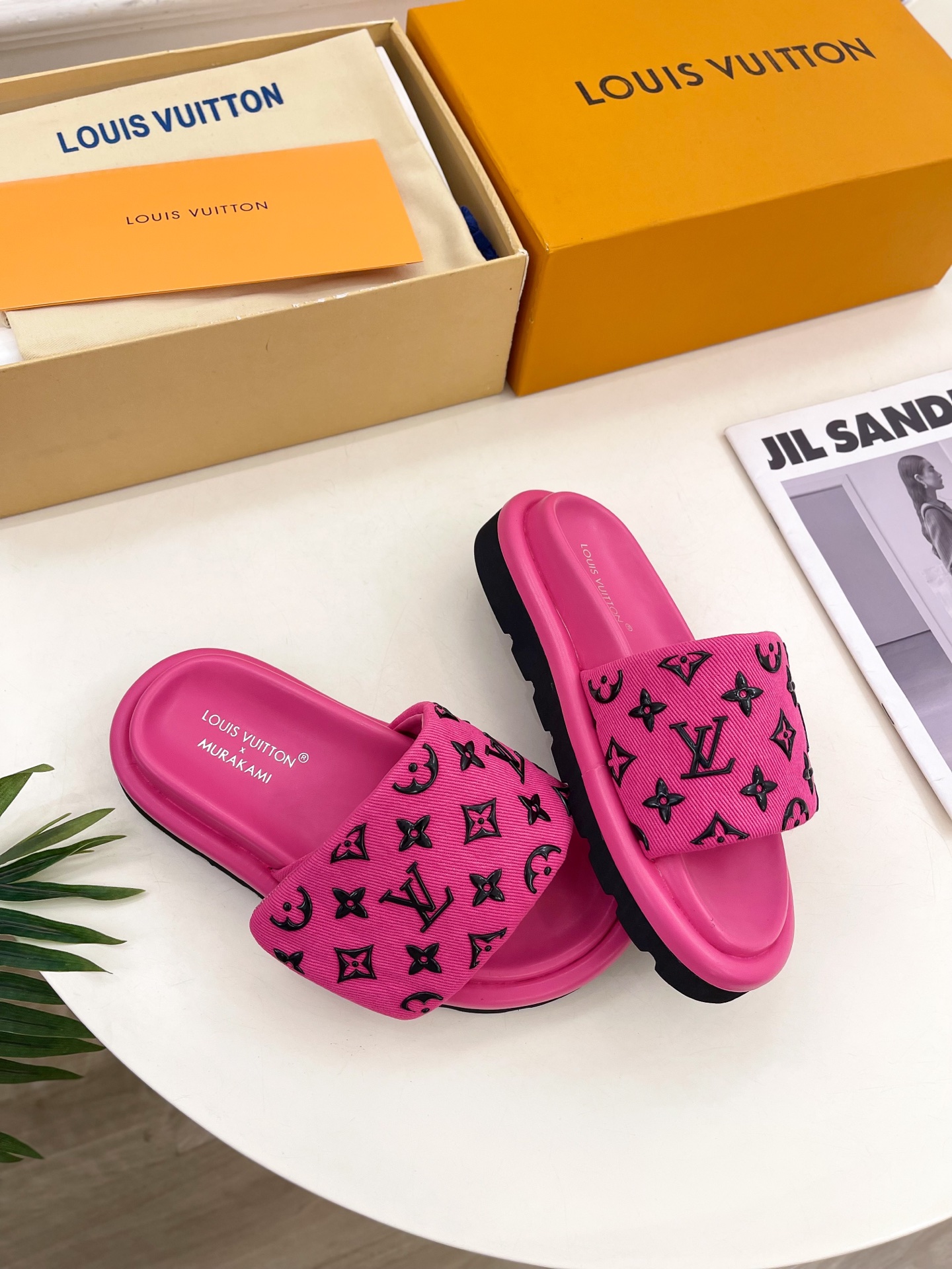 LV  | 路易威登   25𝐬𝐬 

🧡💚2025春夏新品   顶级版本⚠️
专柜主打最新款 压花休闲