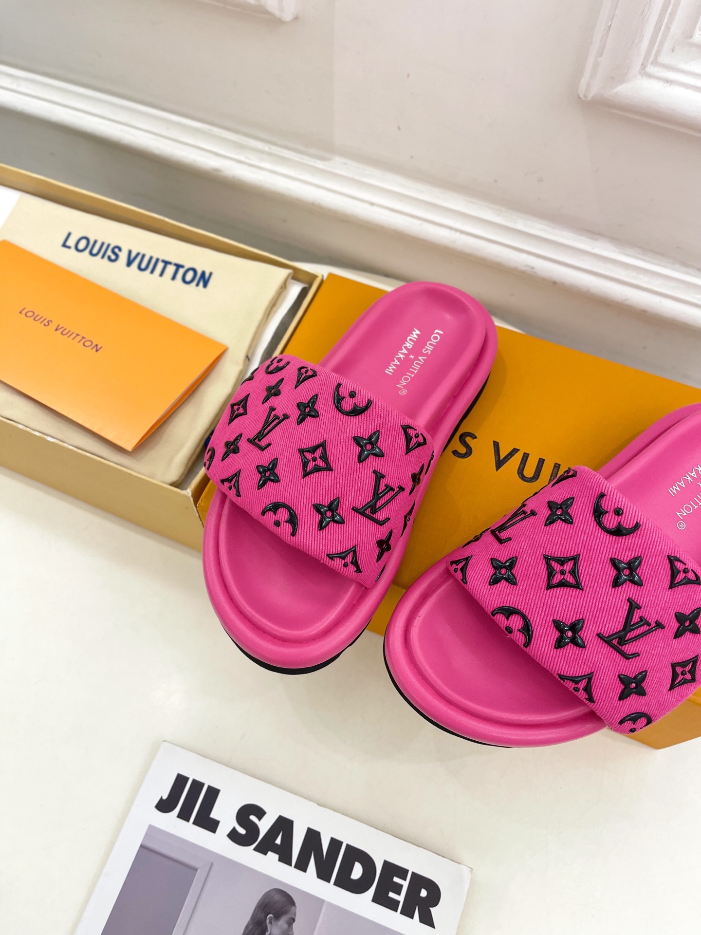 LV  | 路易威登   25𝐬𝐬 

🧡💚2025春夏新品   顶级版本⚠️
专柜主打最新款 压花休闲