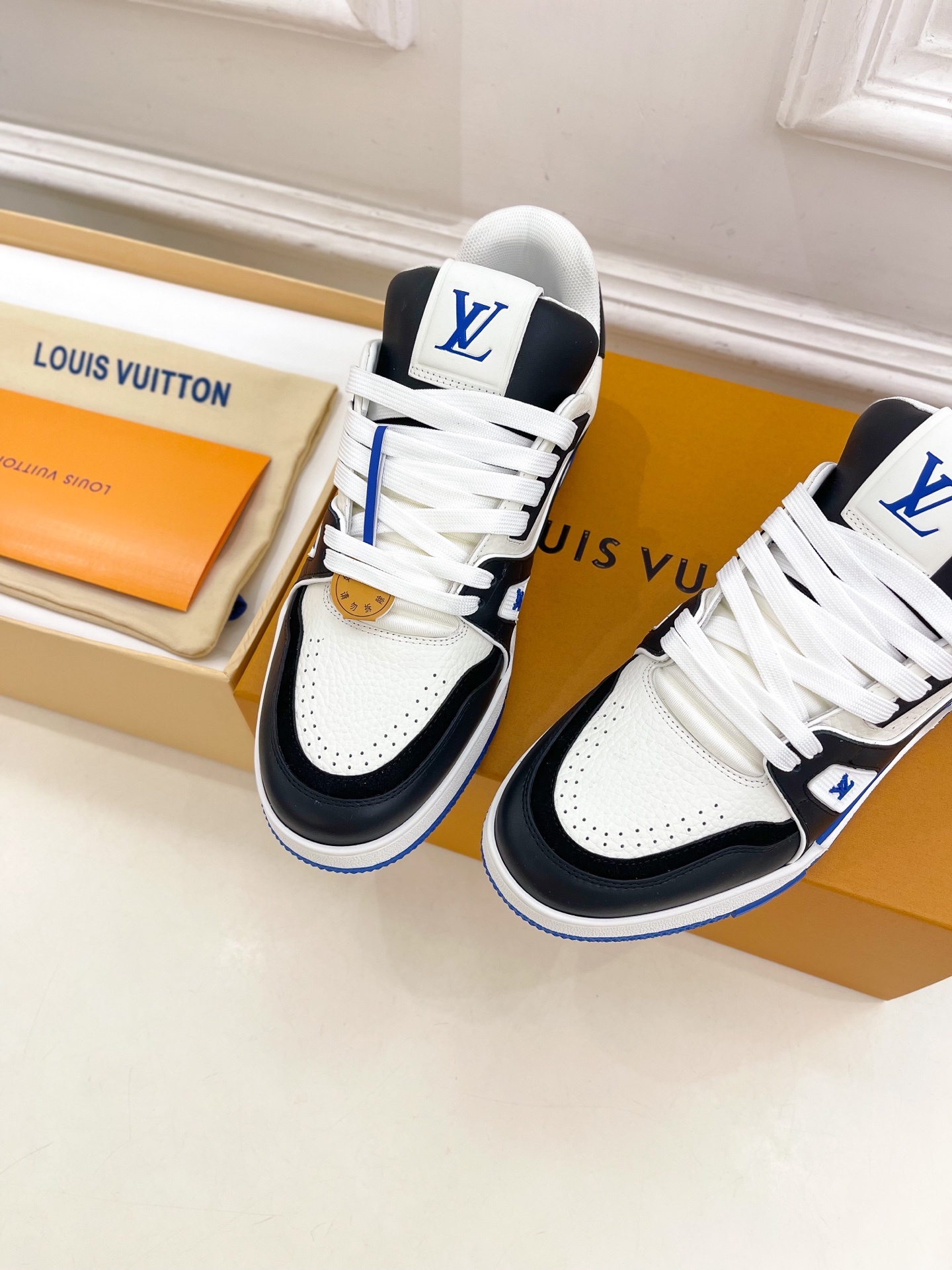 LV | 路易威登 25𝐬𝐬
🧡💚2025春夏新款 顶级版本⚠️
专柜主打最新款 LV TRA