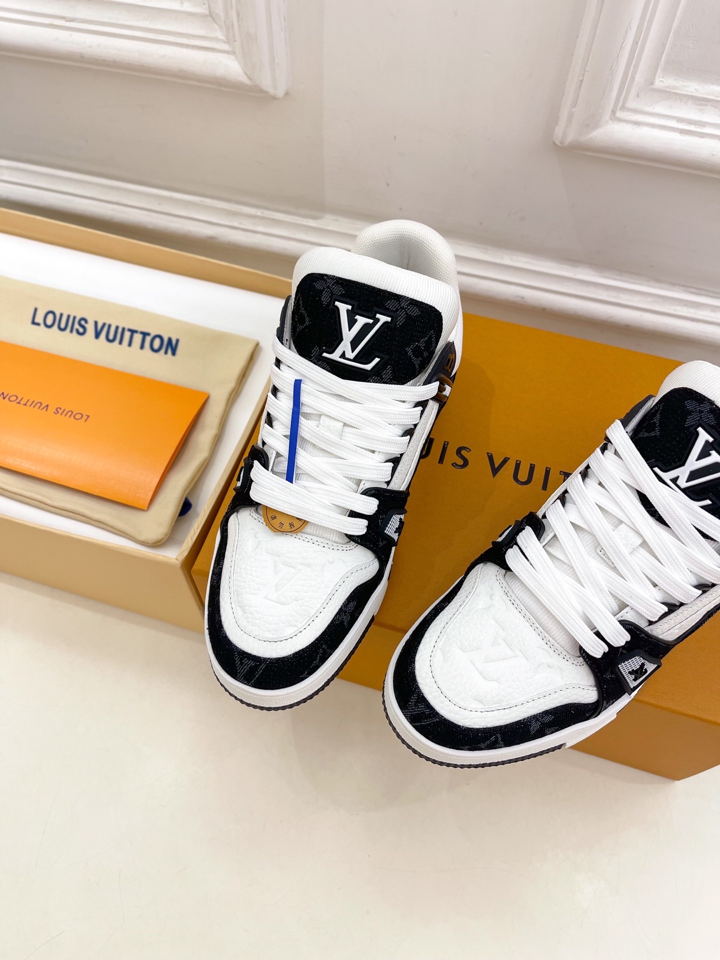 LV | 路易威登 25𝐬𝐬
🧡💚2025春夏新款 顶级版本⚠️
专柜主打最新款 LV TRA