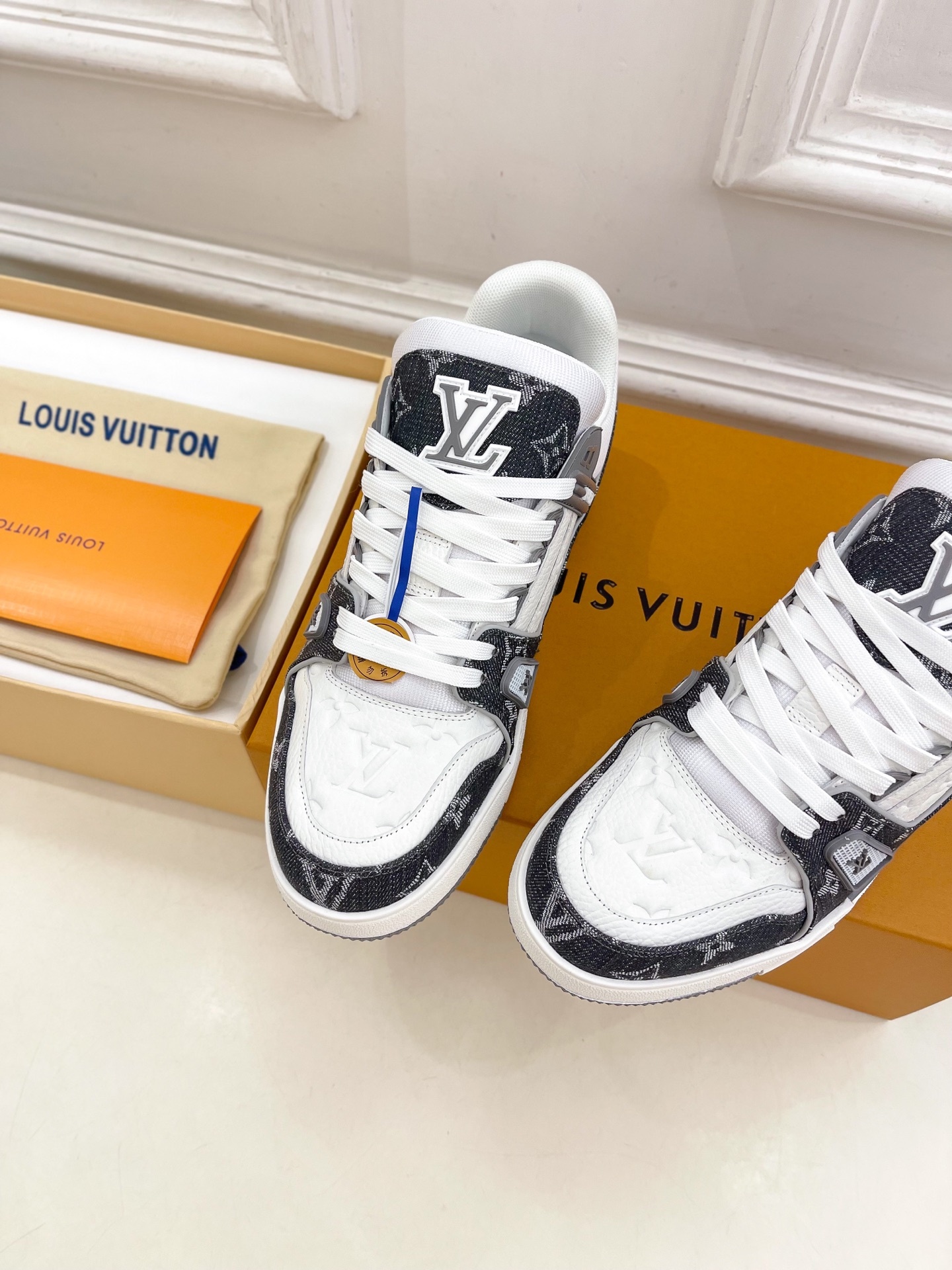 LV | 路易威登 25𝐬𝐬
🧡💚2025春夏新款 顶级版本⚠️
专柜主打最新款 LV TRA