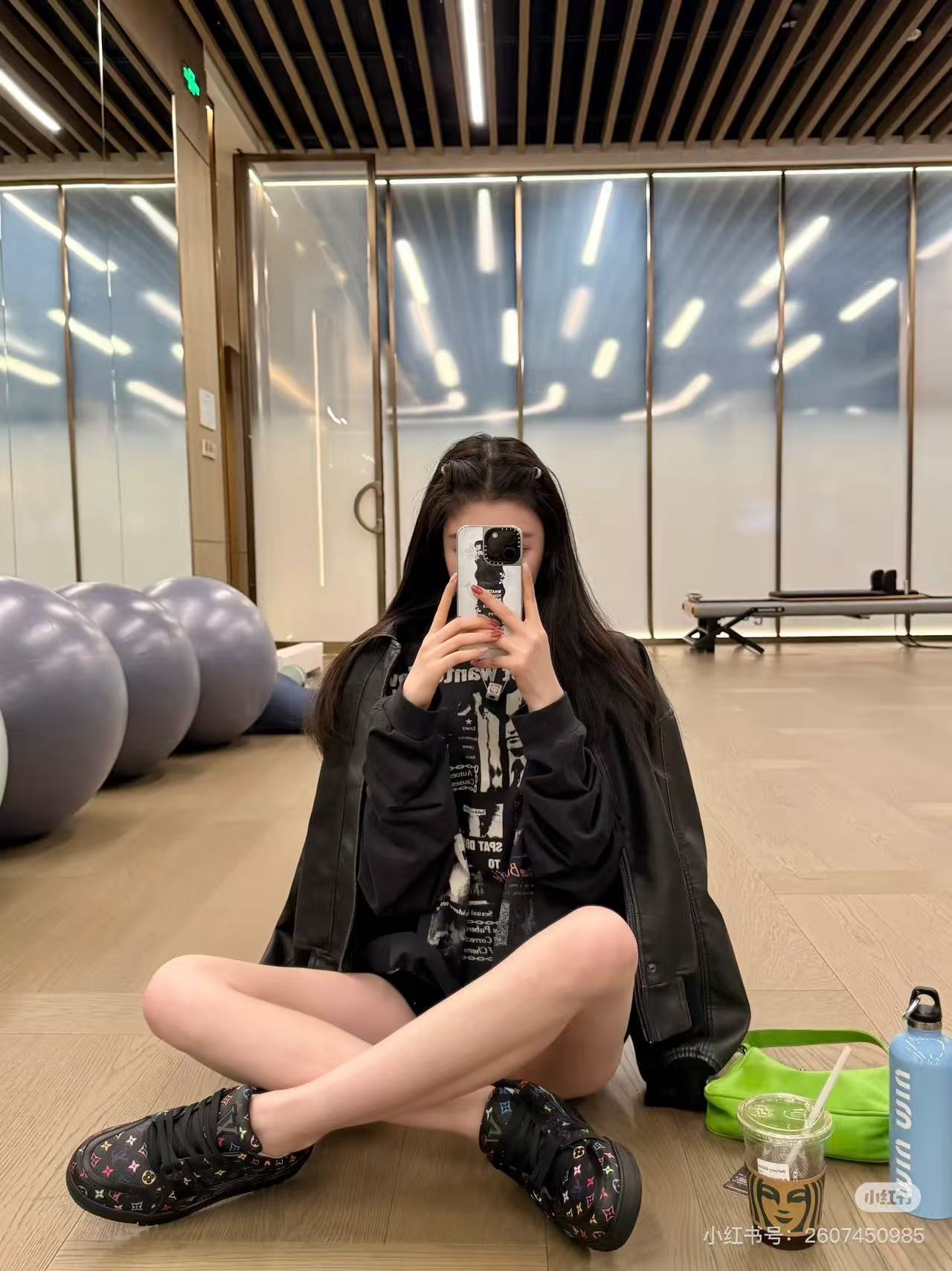 NO:241320,Black foot pictures, casual shoes/sports shoes, sneakers19860909黑色上脚图,休闲鞋/运动鞋,sneakers,Women's Shoes