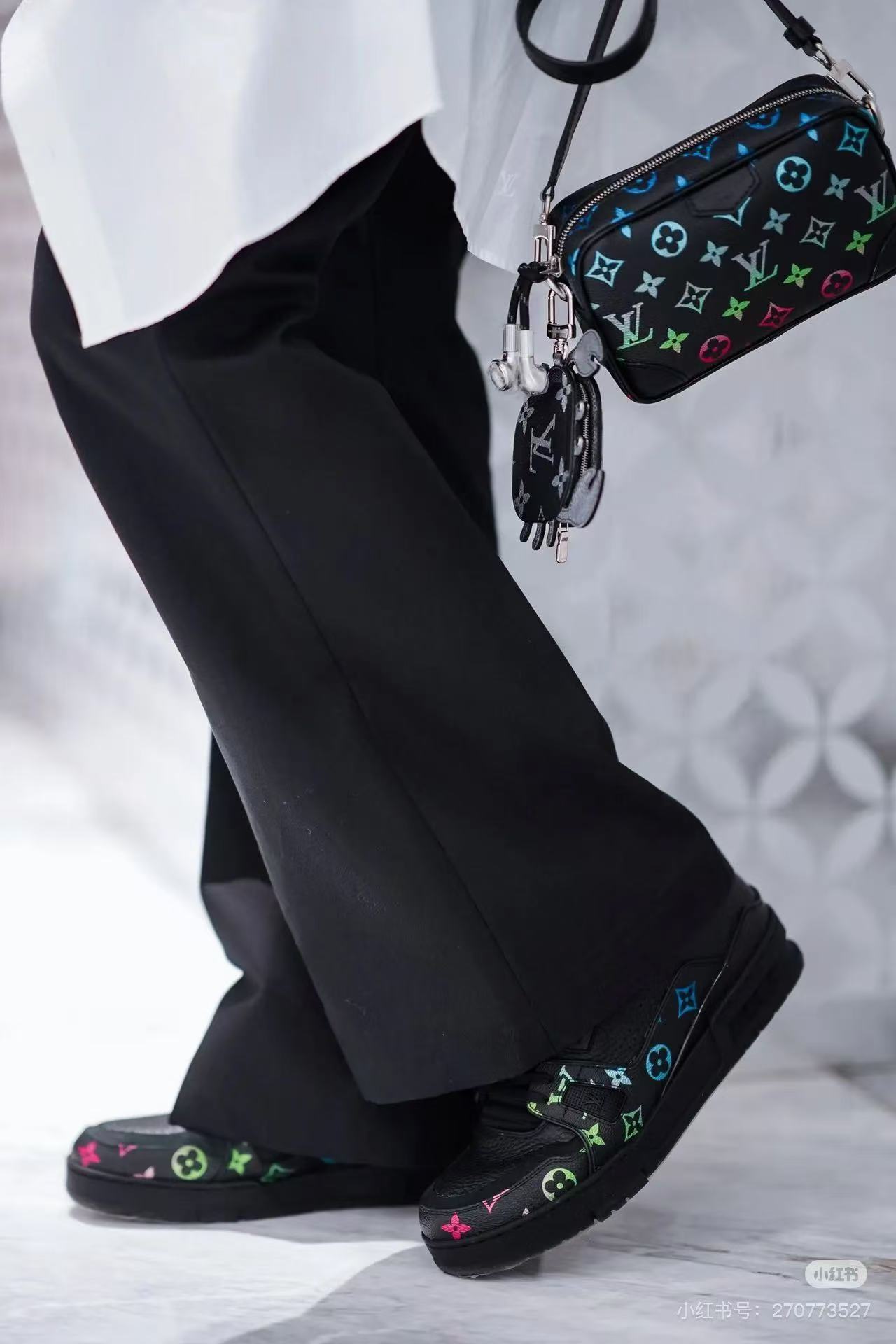 NO:241335,Full of high-end feel, casual shoes/sports shoes, sneakers19860909高级感十足,休闲鞋/运动鞋,sneakers,Women's Shoes