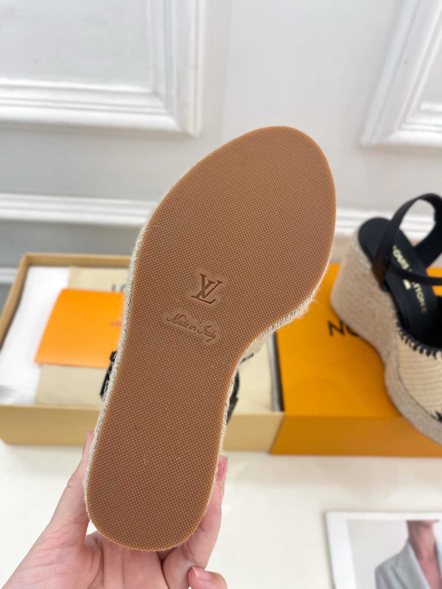 LV  | 路易威登    25𝐬𝐬 

🧡💚2025春夏新款 顶级版本‼️原版一致
专柜主打最新款 L