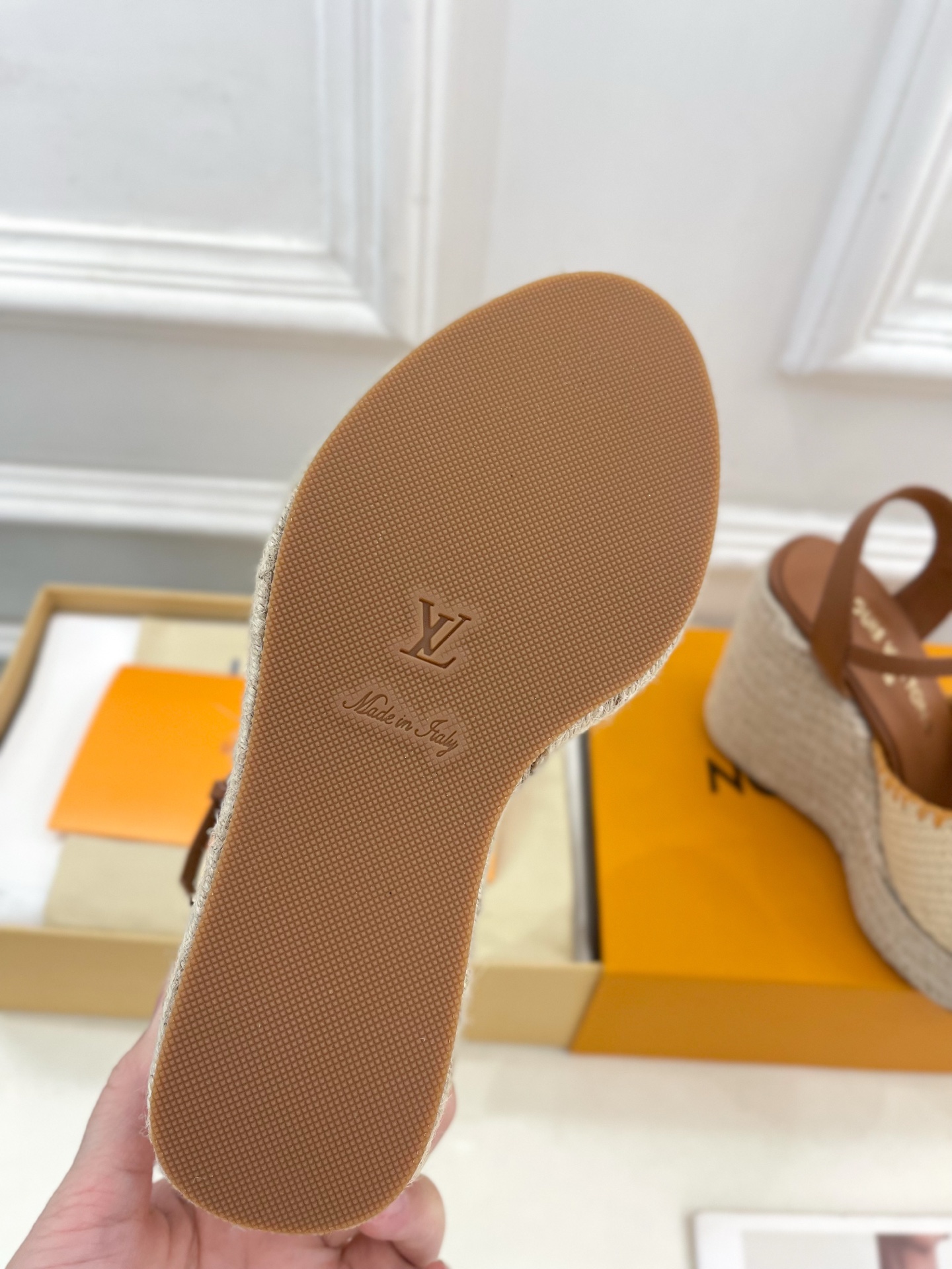 LV  | 路易威登    25𝐬𝐬 

🧡💚2025春夏新款 顶级版本‼️原版一致
专柜主打最新款 L