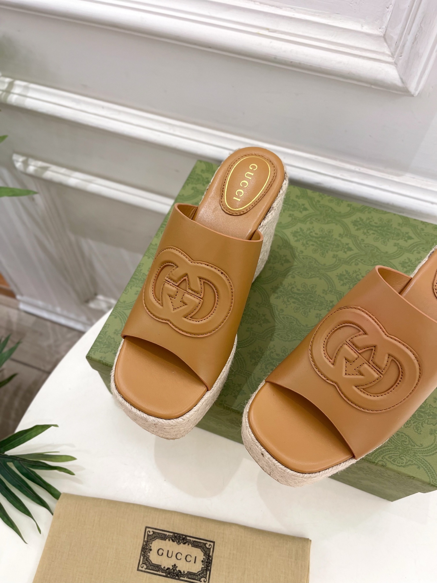 Gucci | 古驰 25𝐬𝐬
⭐️ G家 主打系列终于面世,狠货值得期待!原有的经典 创造新