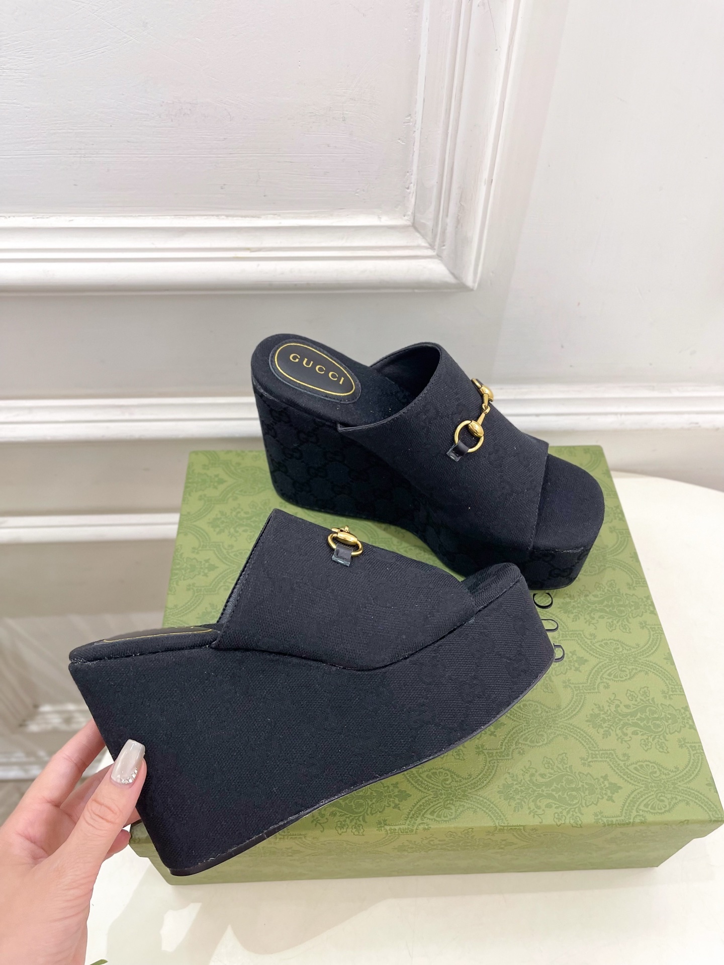 Gucci | 古驰 25𝐬𝐬
⭐️ G家 主打系列终于面世,狠货值得期待!原有的经典 创造新