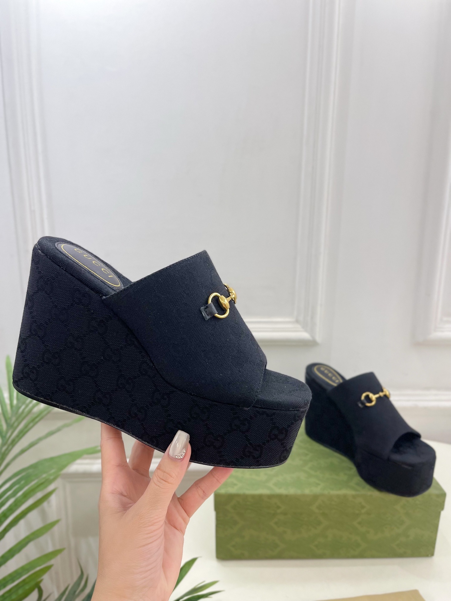 Gucci | 古驰 25𝐬𝐬
⭐️ G家 主打系列终于面世,狠货值得期待!原有的经典 创造新