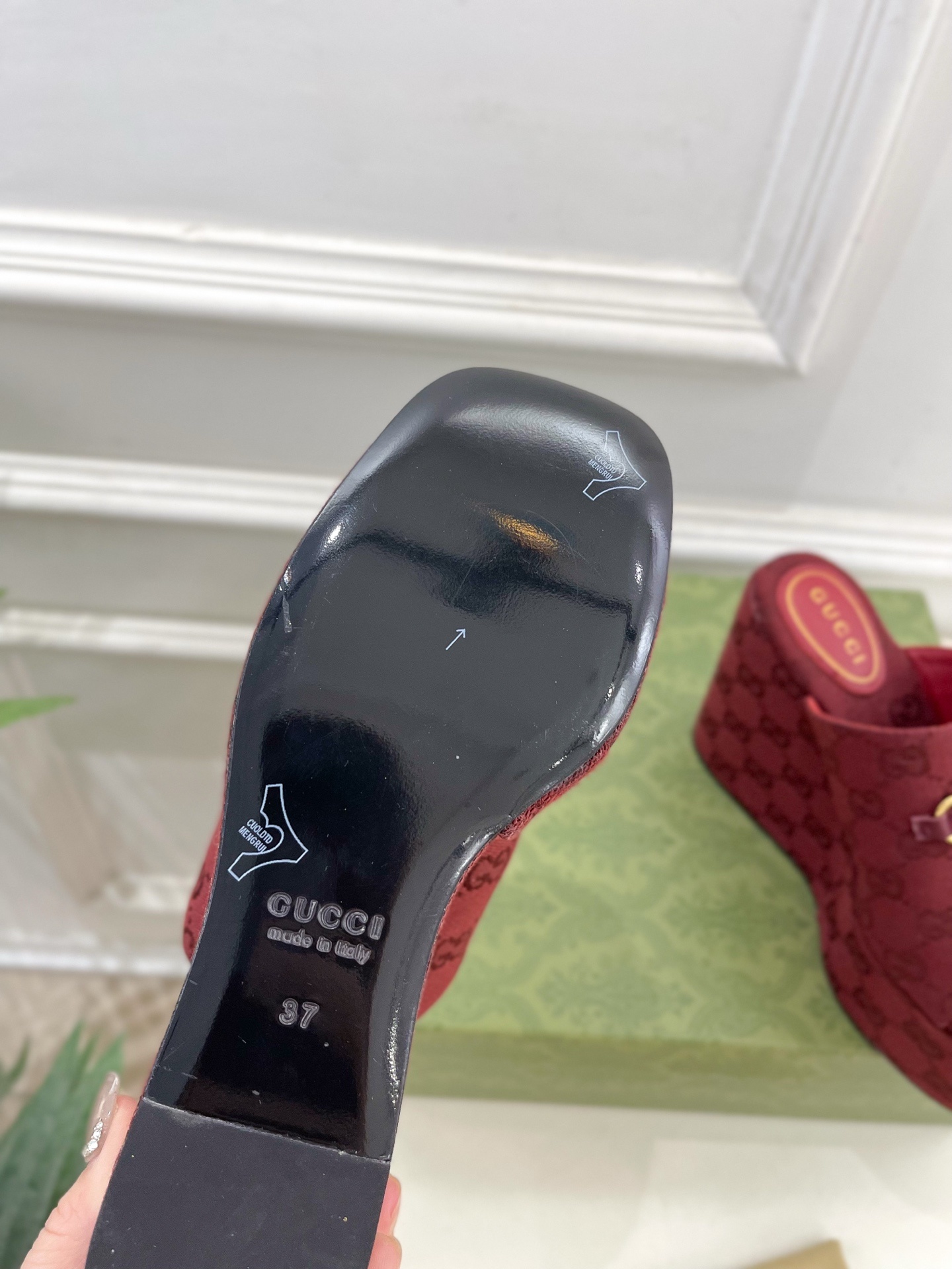 Gucci | 古驰 25𝐬𝐬
⭐️ G家 主打系列终于面世,狠货值得期待!原有的经典 创造新